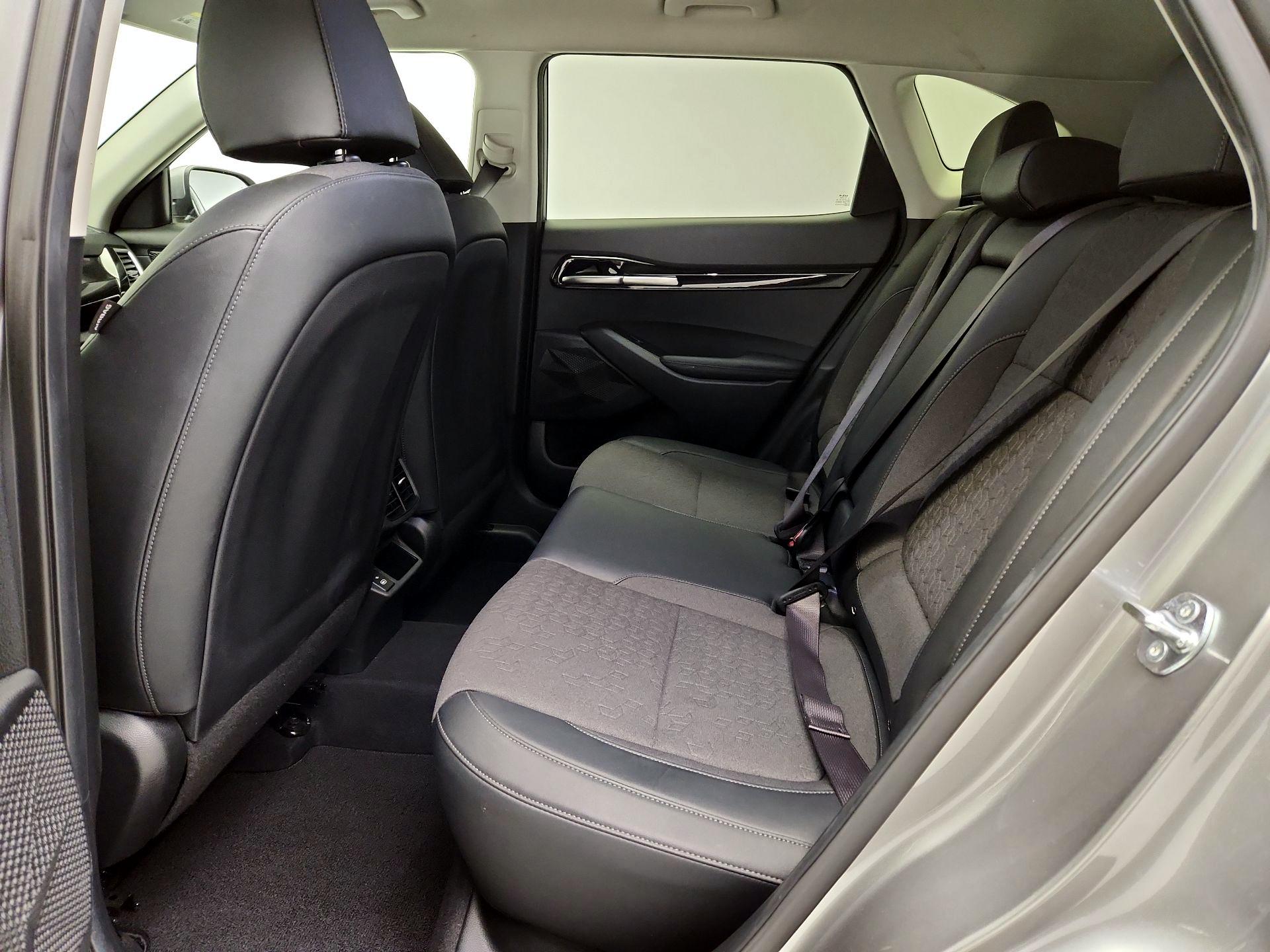 Thumbnail: 2025 Kia Seltos - 20