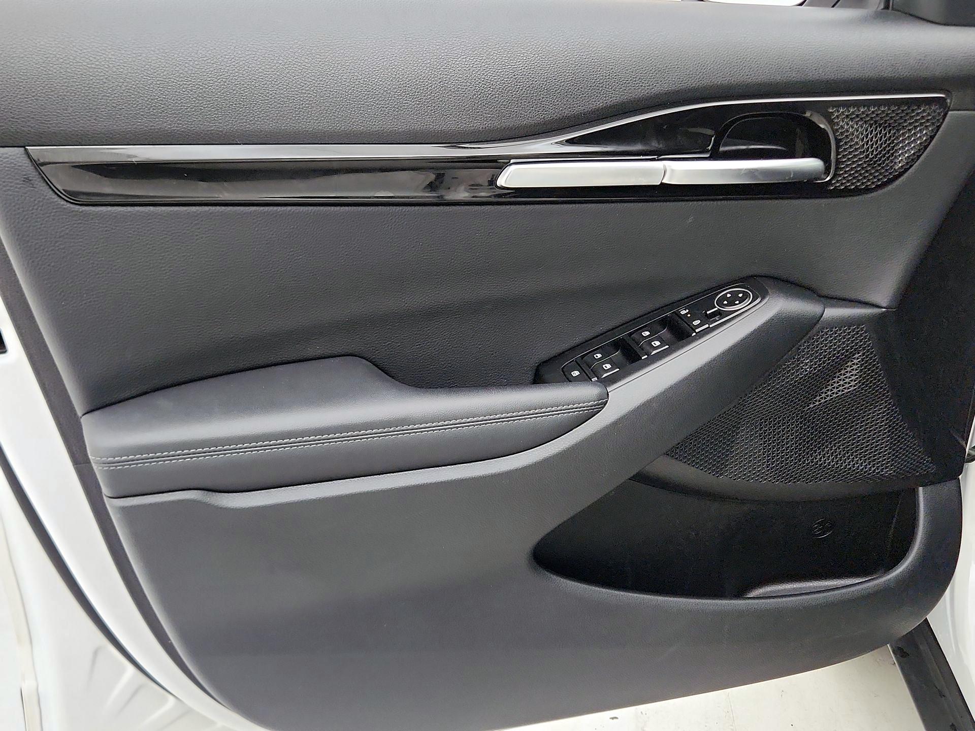 Thumbnail: 2025 Kia Seltos - 12