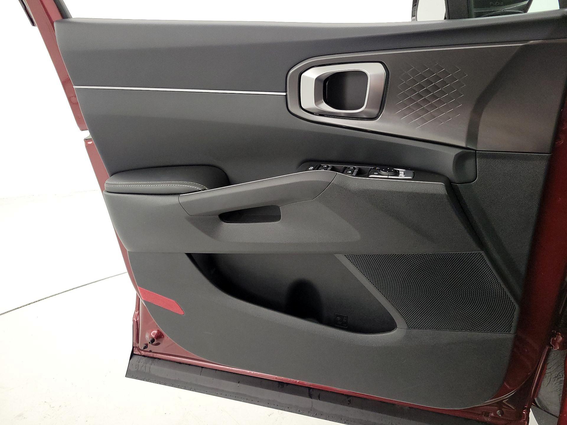 Thumbnail: 2025 Kia Sorento - 12