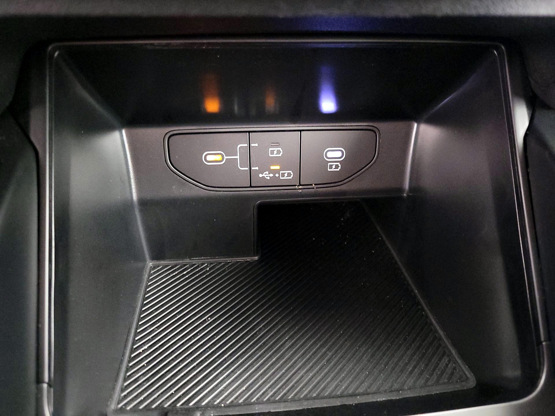 Thumbnail: 2025 Kia Sorento - 18