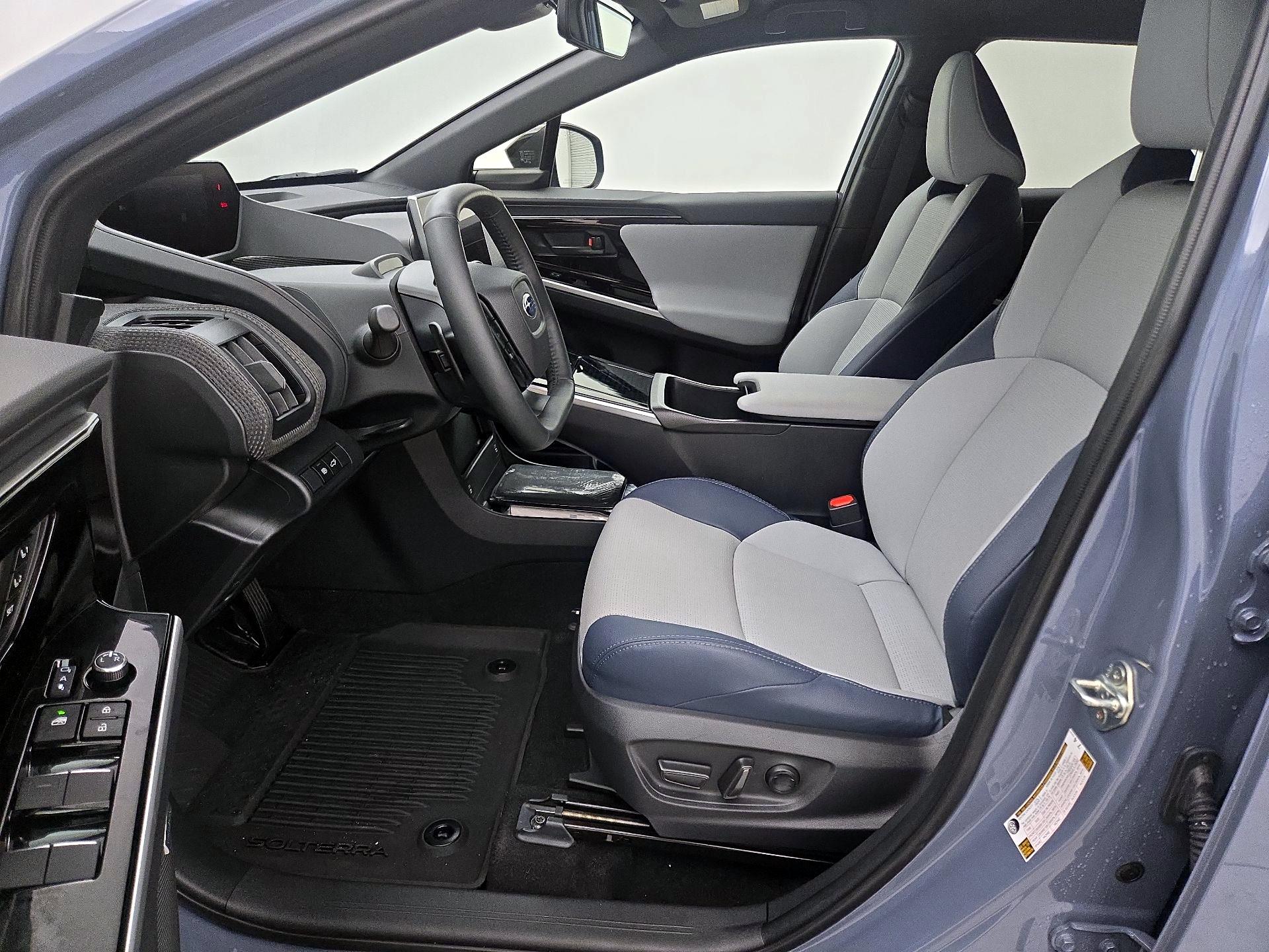 Thumbnail: 2025 Subaru Solterra - 11