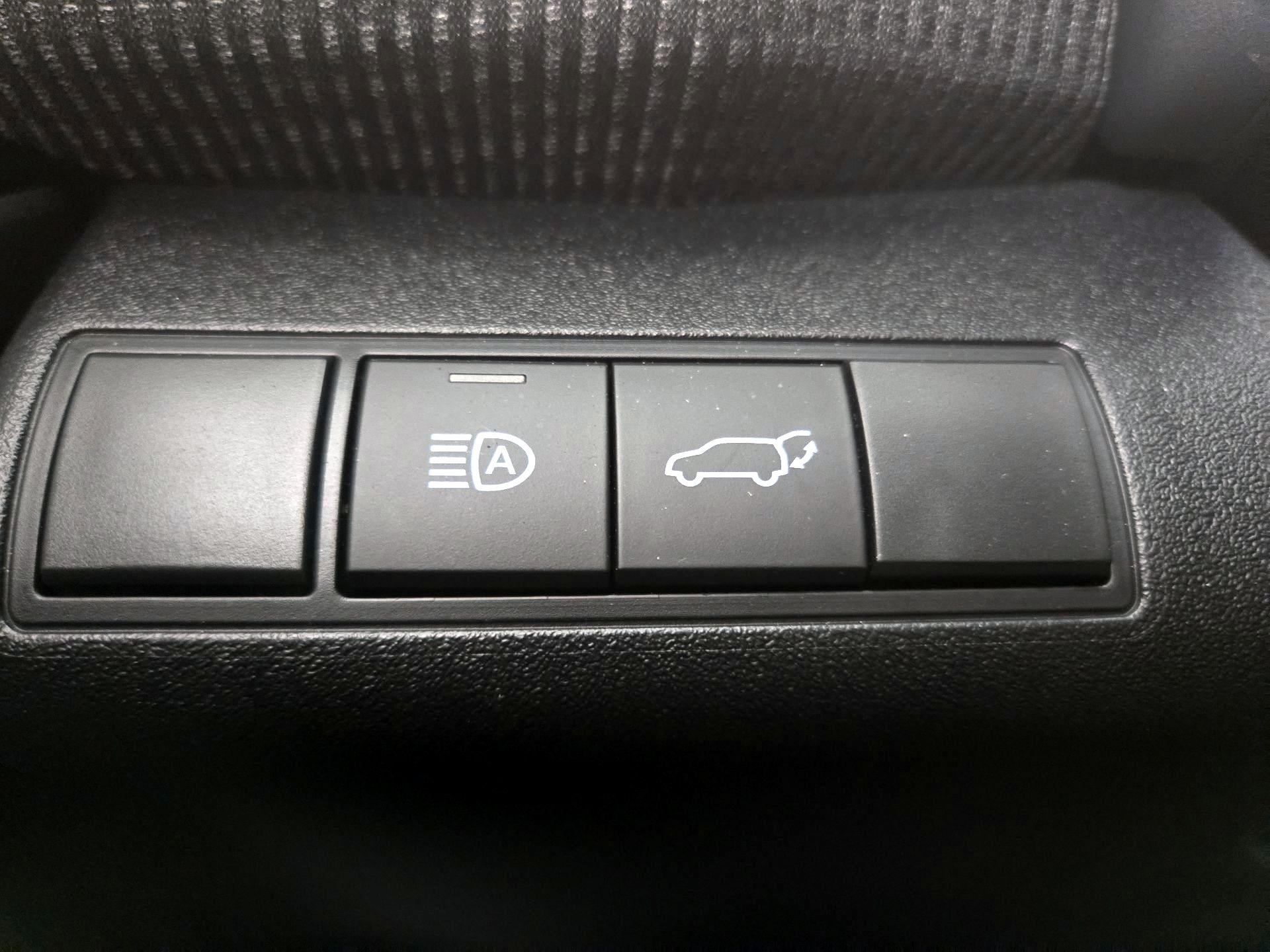 Thumbnail: 2025 Subaru Solterra - 13