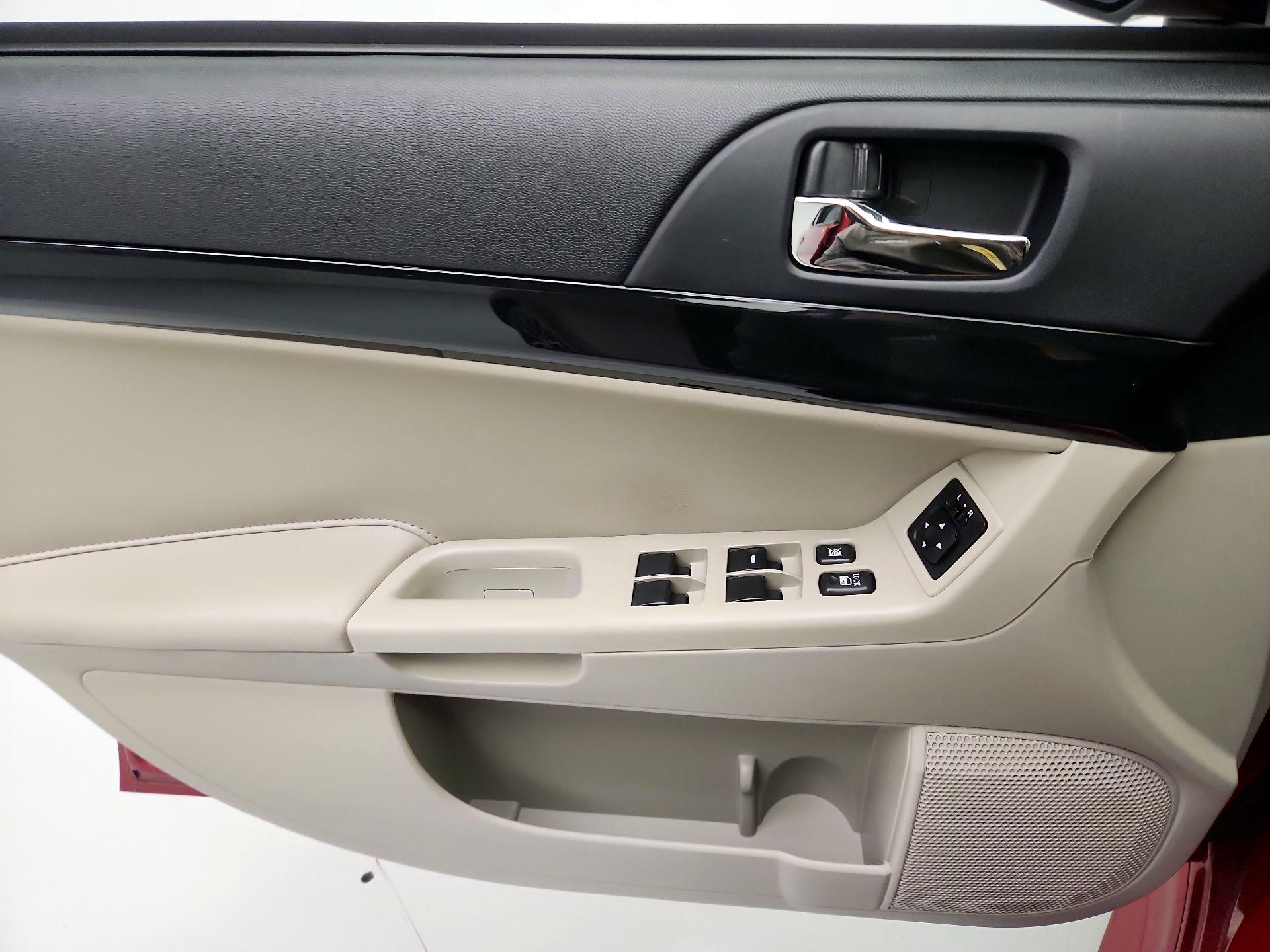 Thumbnail: 2017 Mitsubishi Lancer - 12