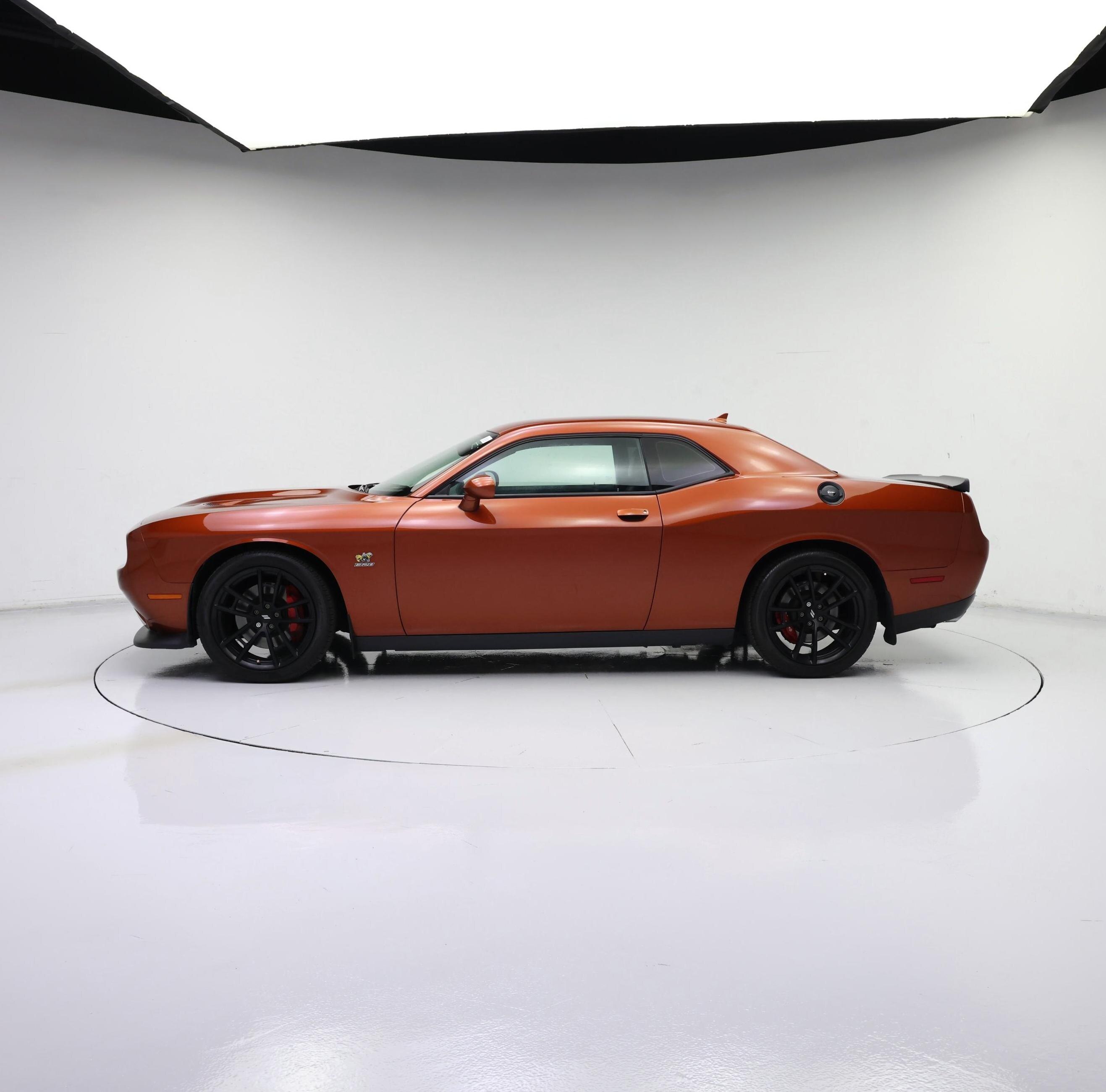 Thumbnail: 2021 Dodge Challenger - 3