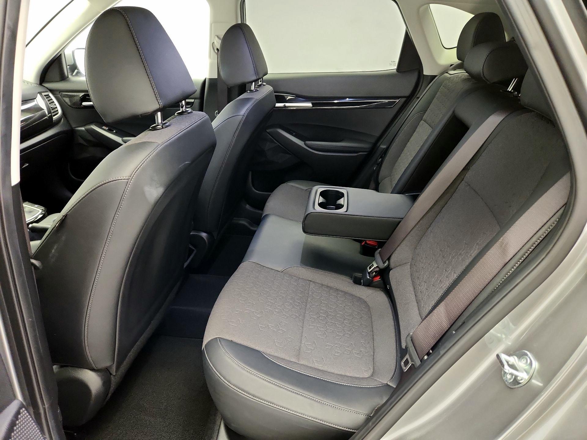 Thumbnail: 2025 Kia Seltos - 20