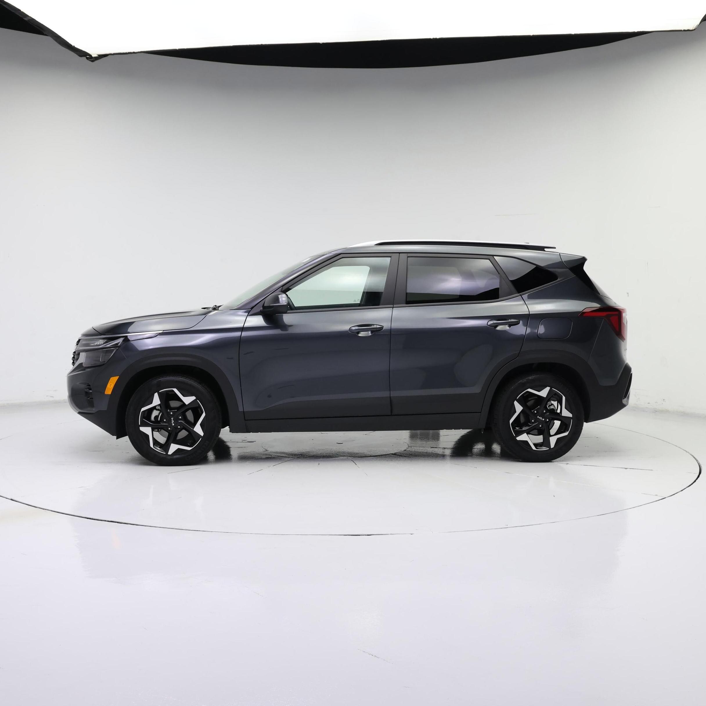 Thumbnail: 2025 Kia Seltos - 3