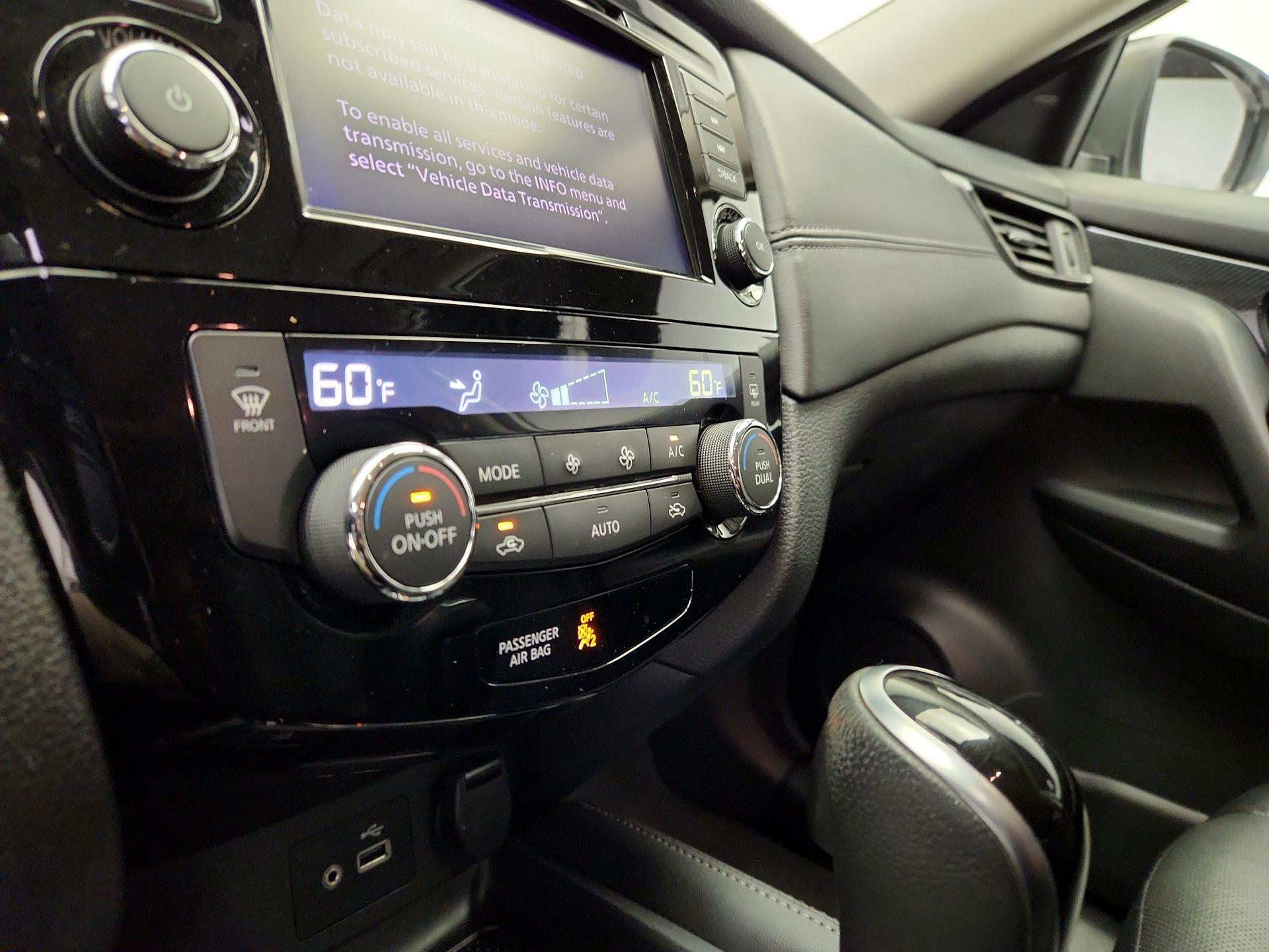 Thumbnail: 2020 Nissan Rogue - 17