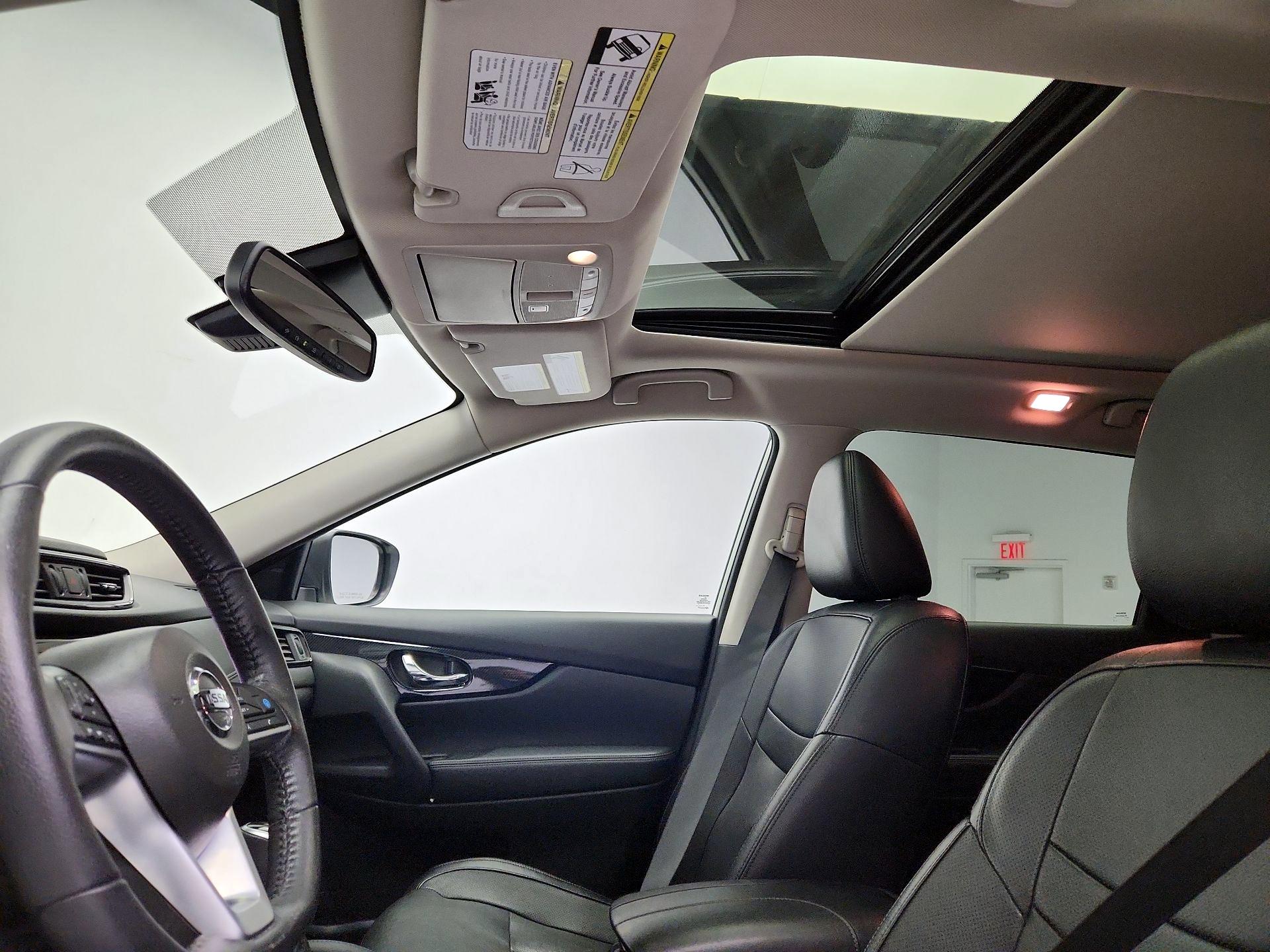 Thumbnail: 2020 Nissan Rogue - 20