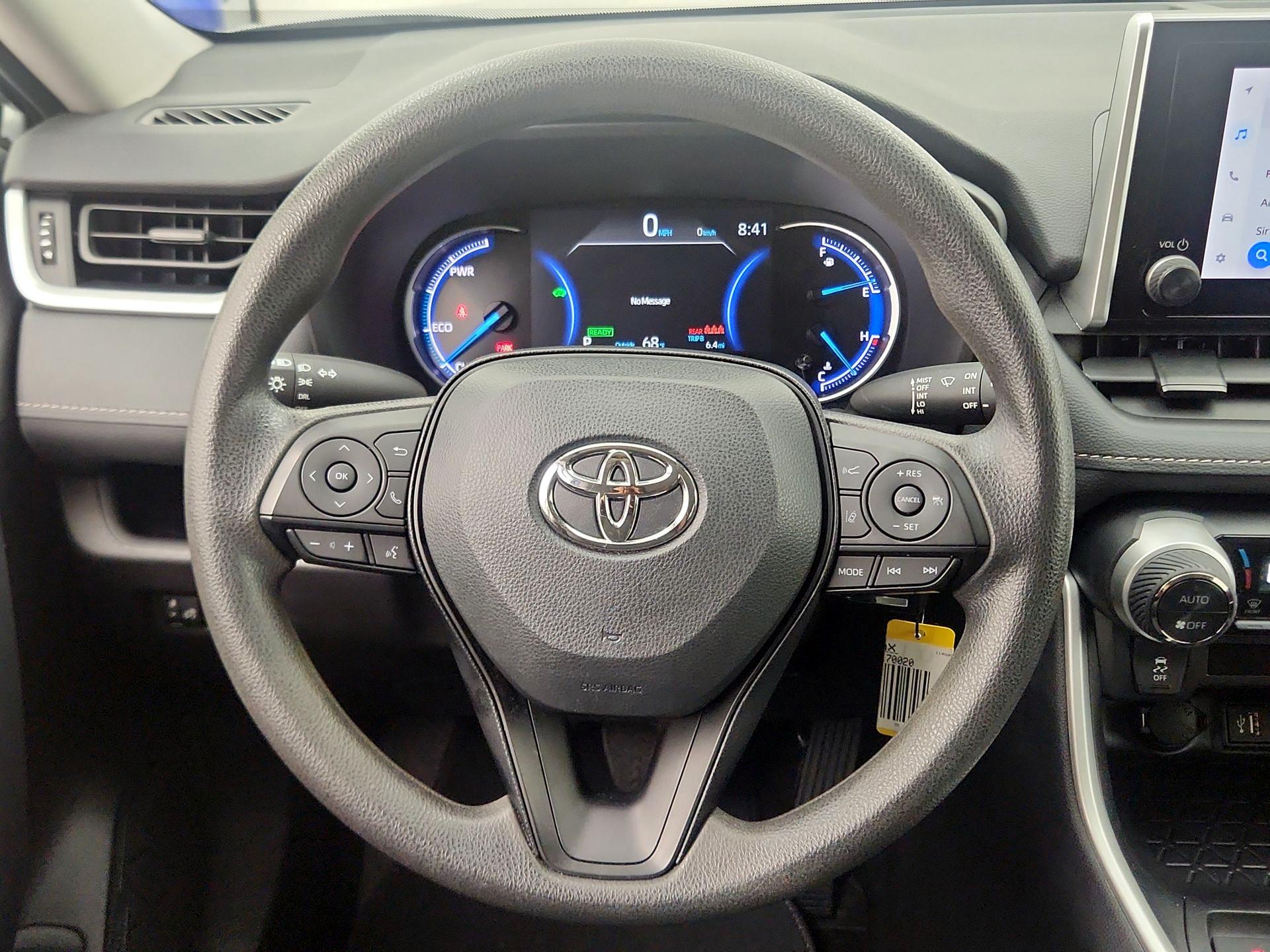 Thumbnail: 2025 Toyota RAV4 - 10