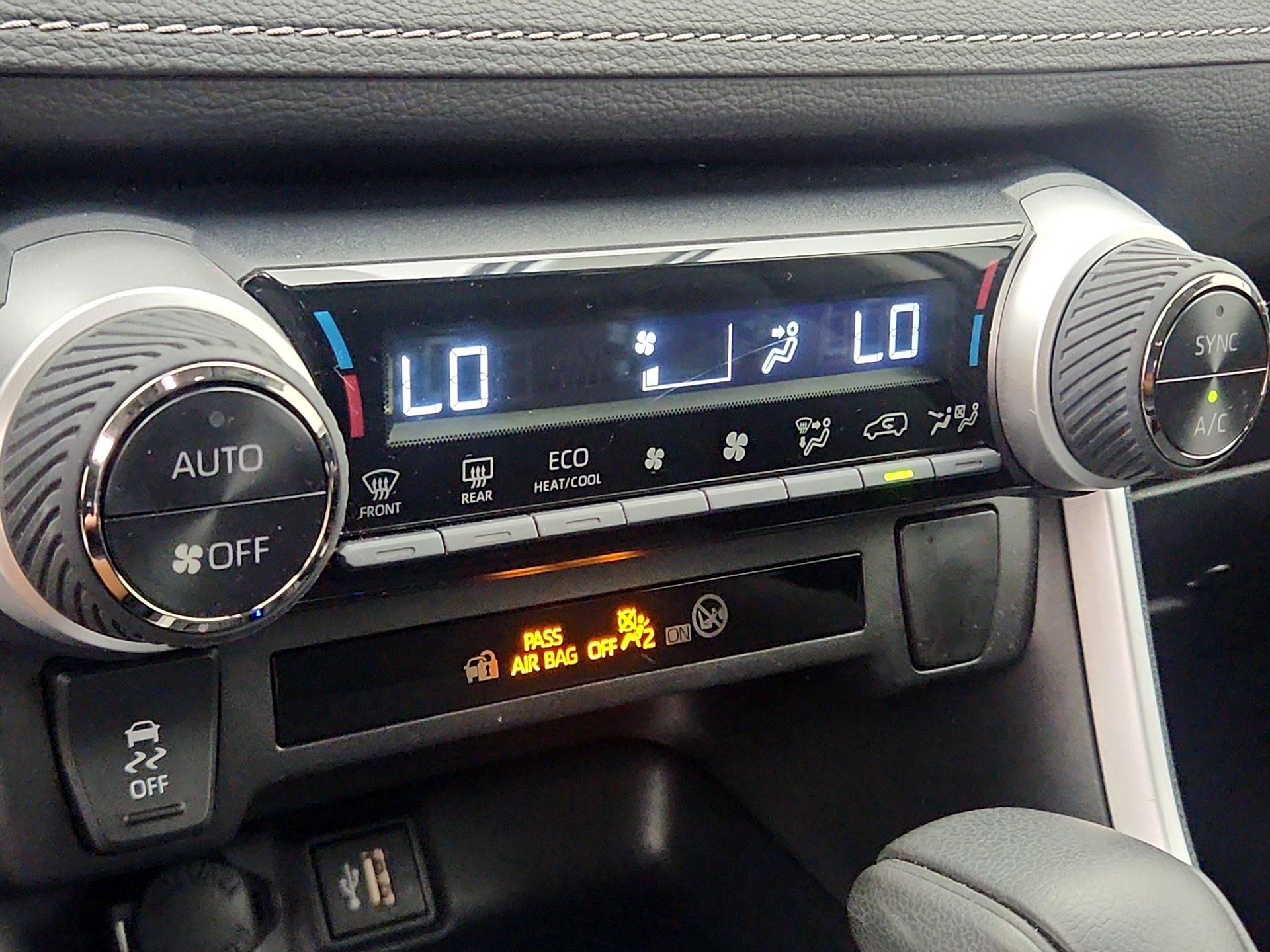 Thumbnail: 2025 Toyota RAV4 - 17