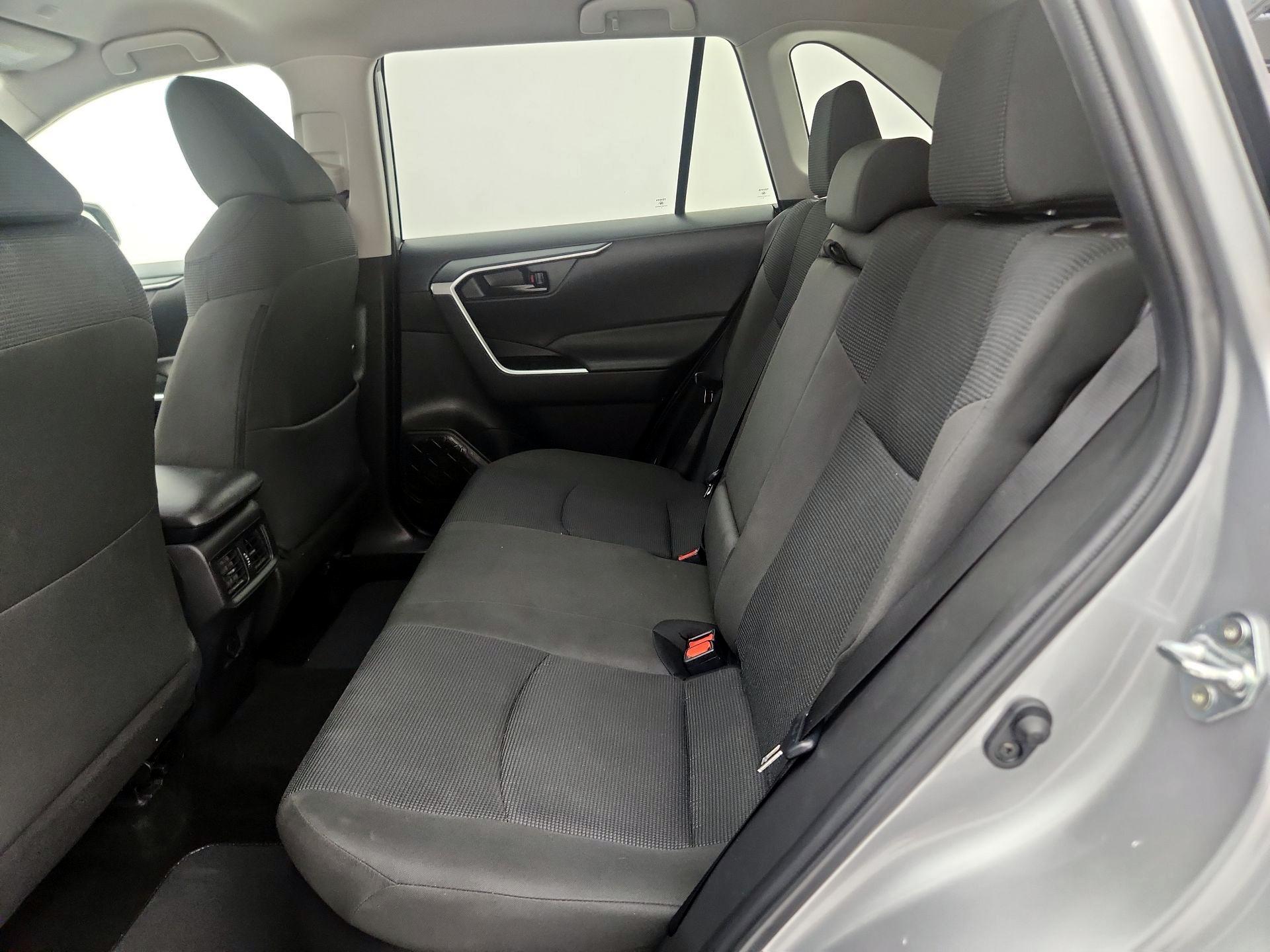 Thumbnail: 2025 Toyota RAV4 - 20