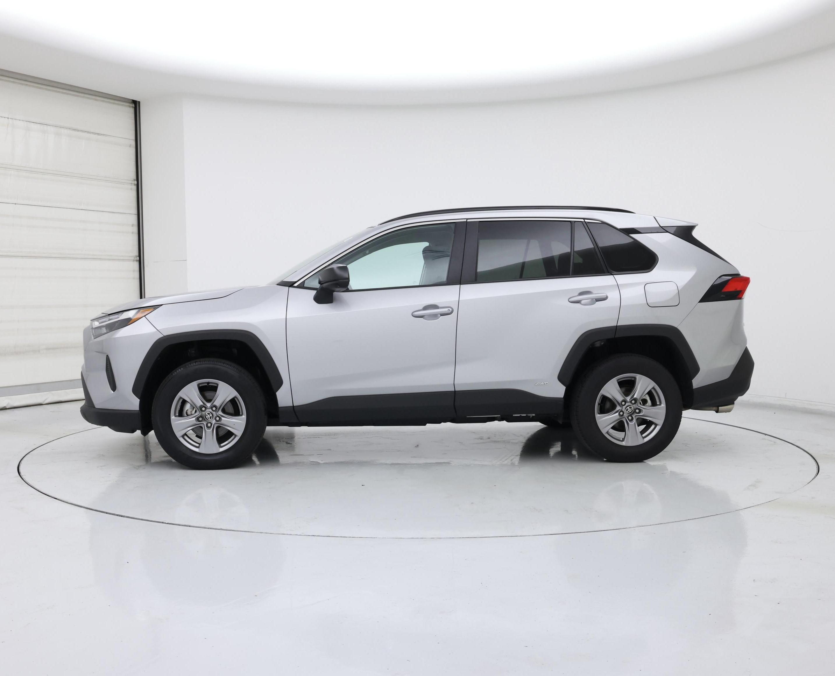 Thumbnail: 2025 Toyota RAV4 - 3