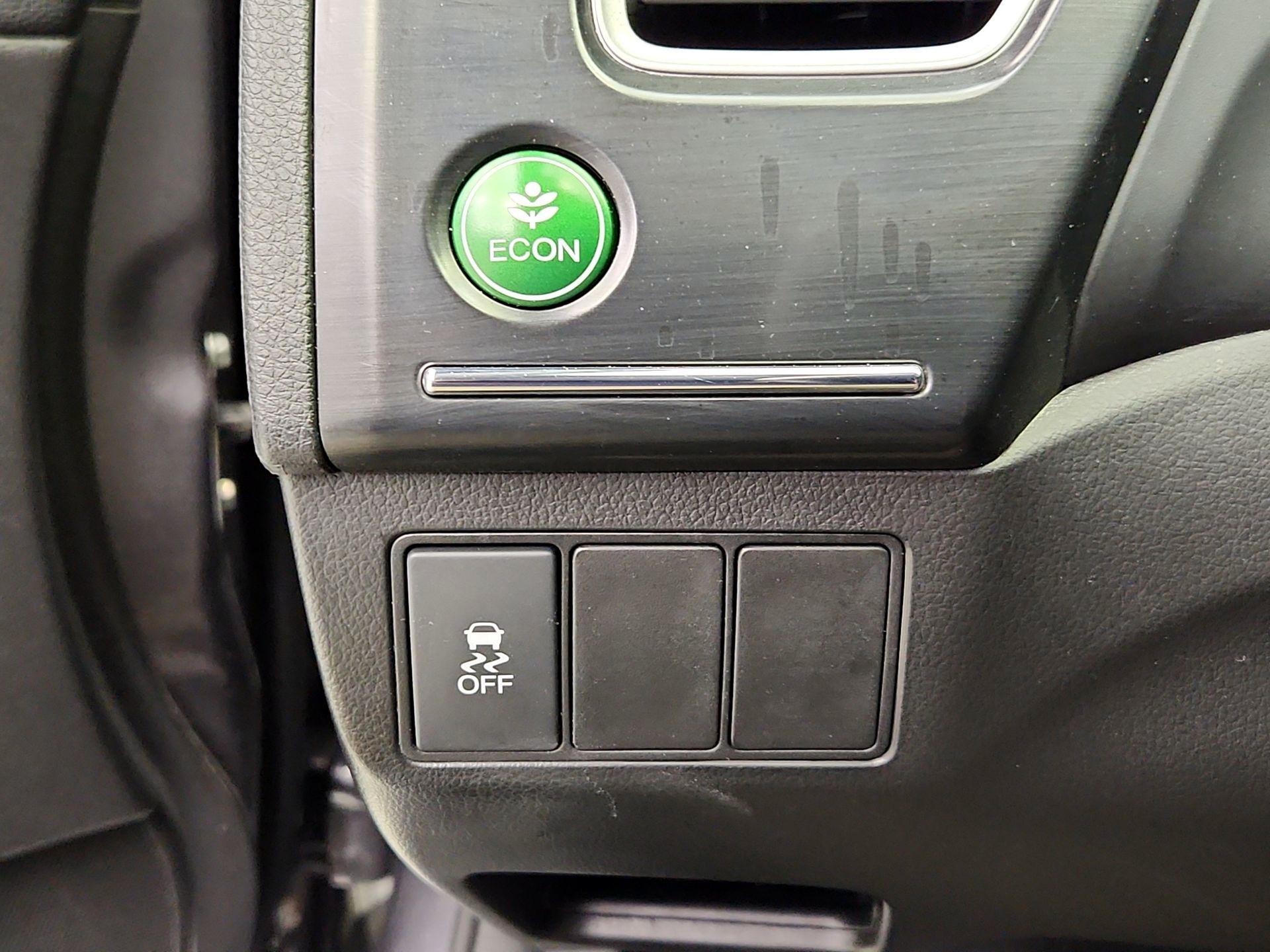 Thumbnail: 2015 Honda Civic - 13