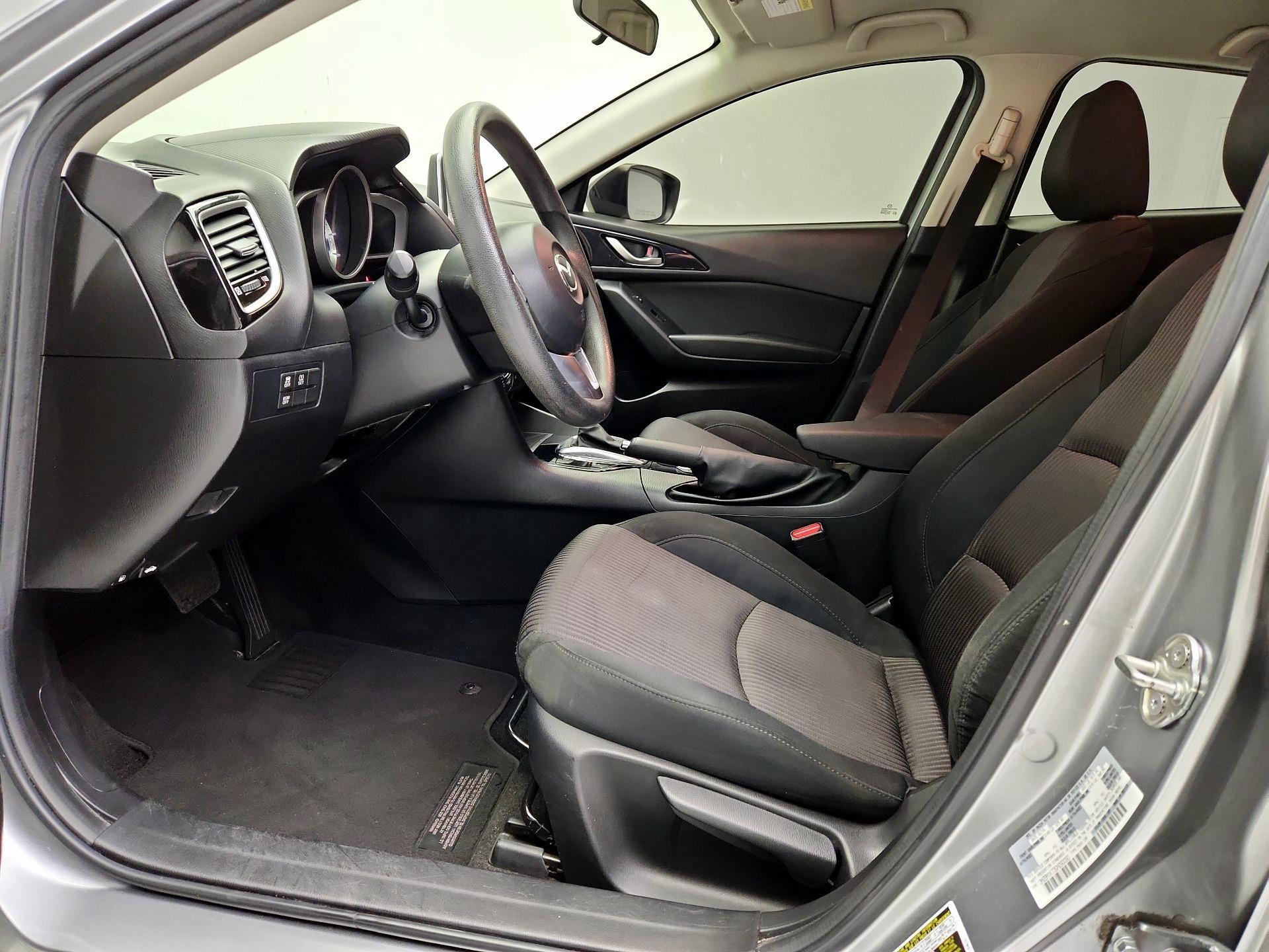 Thumbnail: 2016 Mazda Mazda3 - 11