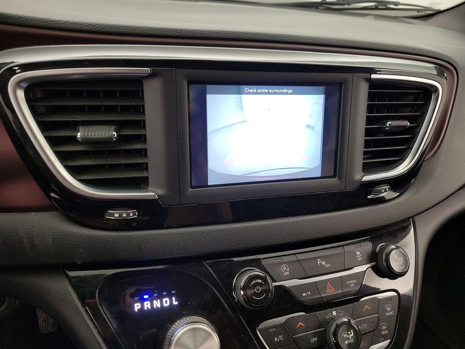 2020 Chrysler Pacifica Touring L - Photo 15