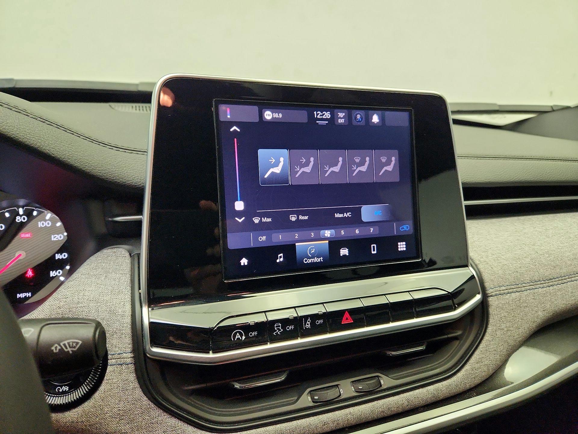 Thumbnail: 2025 Jeep Compass - 16