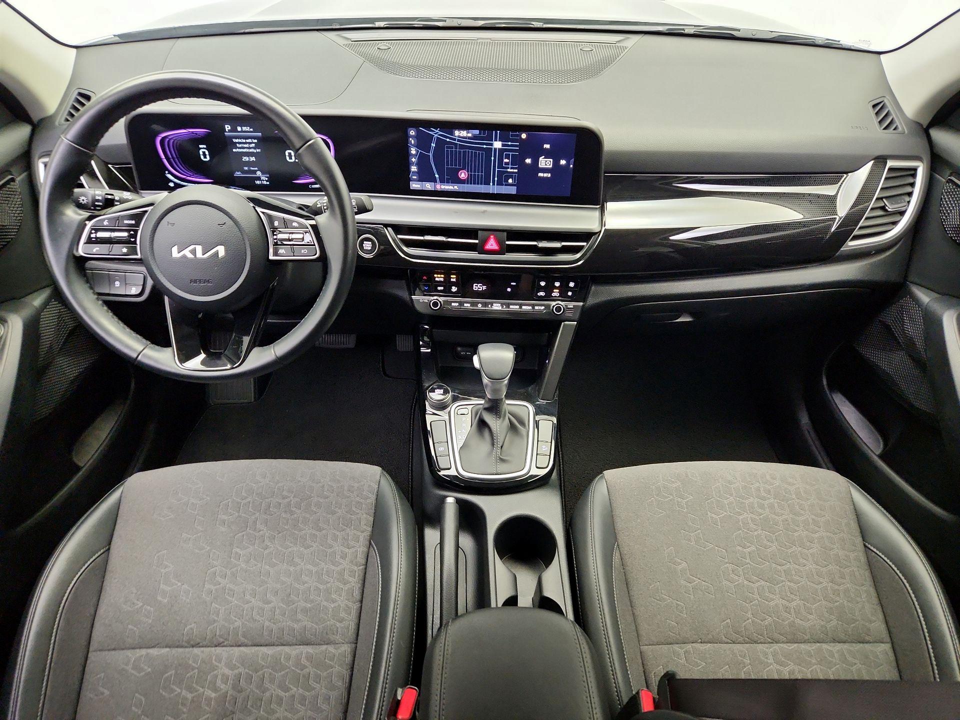 Thumbnail: 2025 Kia Seltos - 9