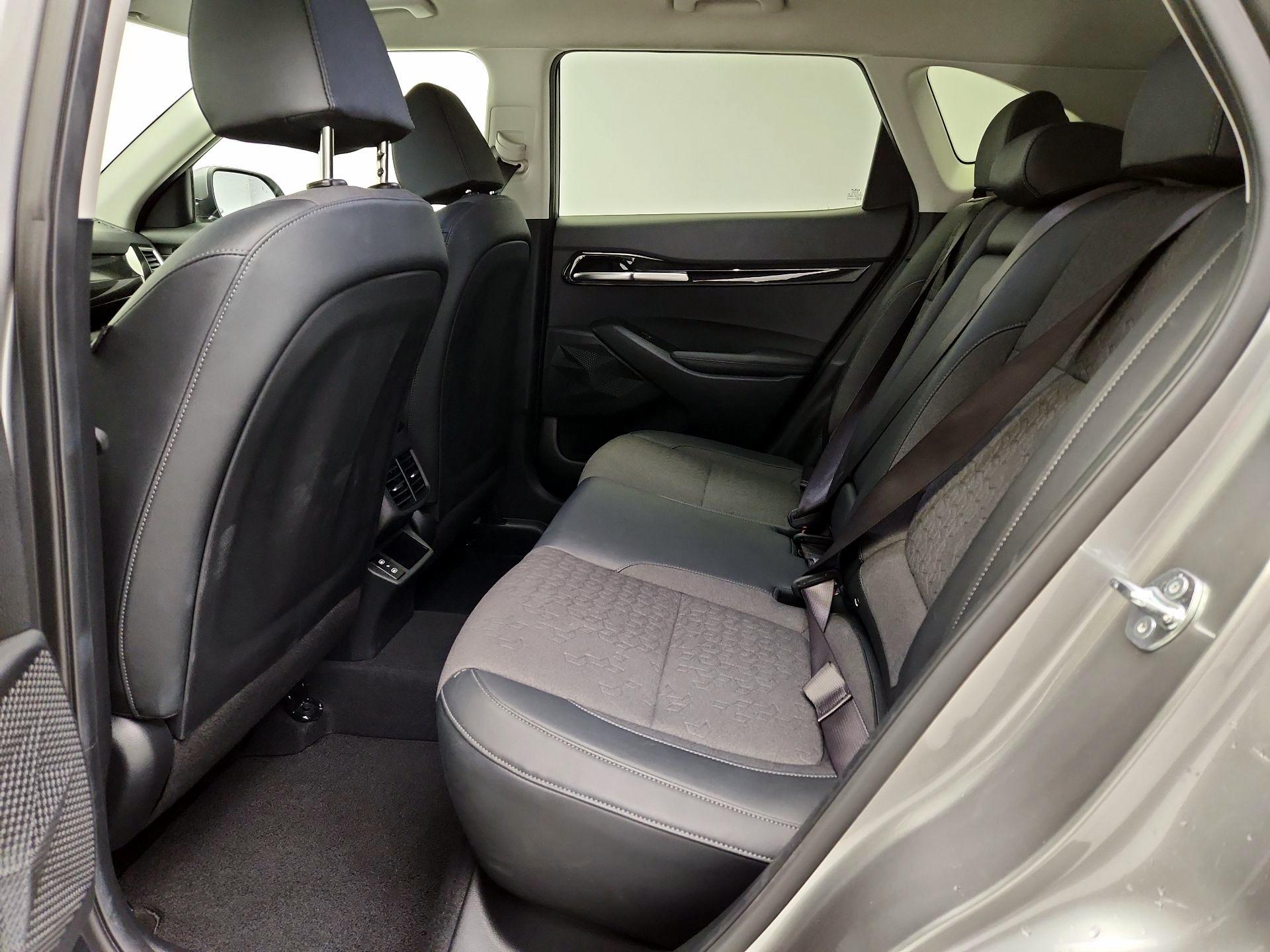 Thumbnail: 2025 Kia Seltos - 20