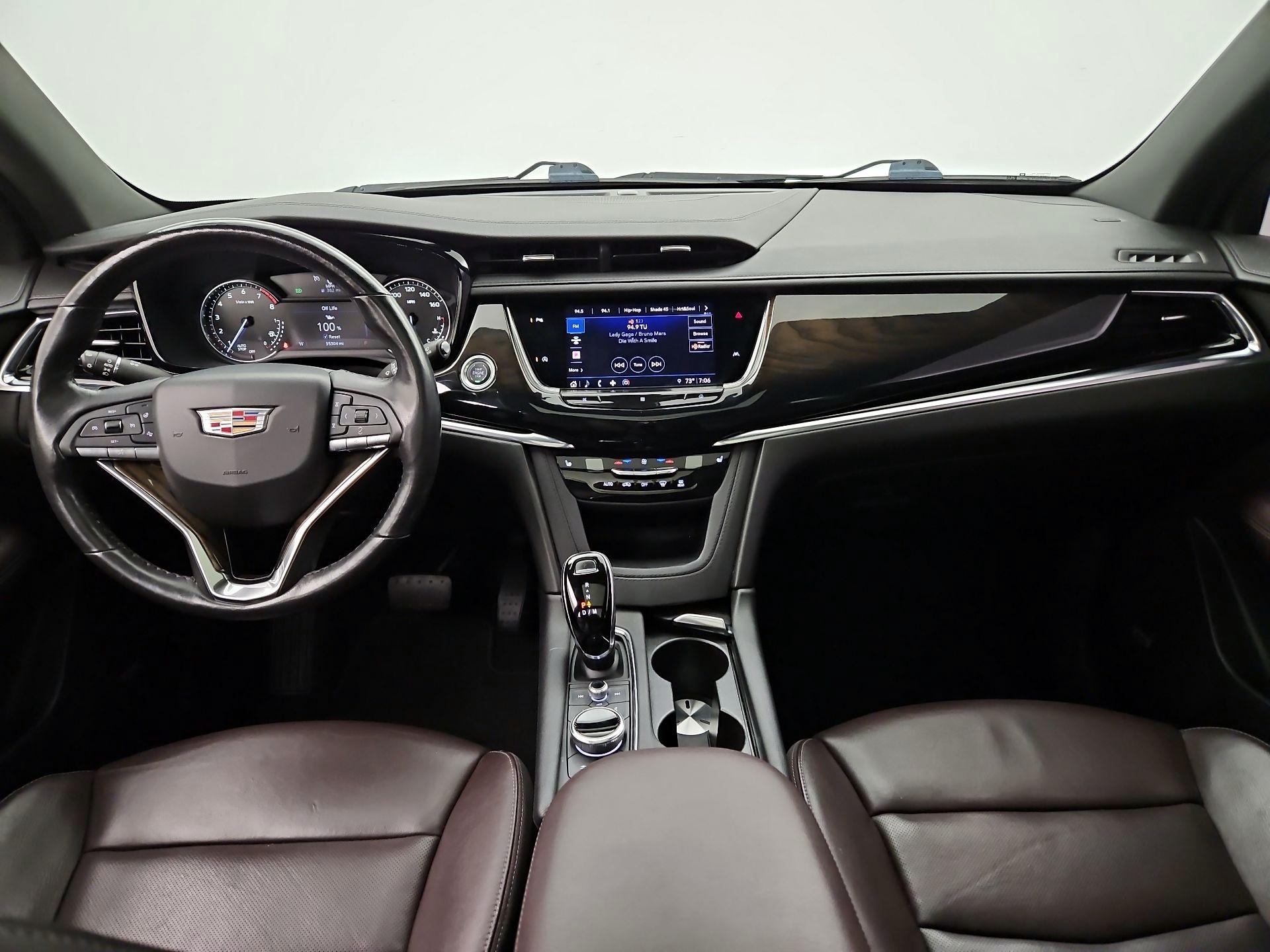 Thumbnail: 2021 Cadillac XT6 - 9