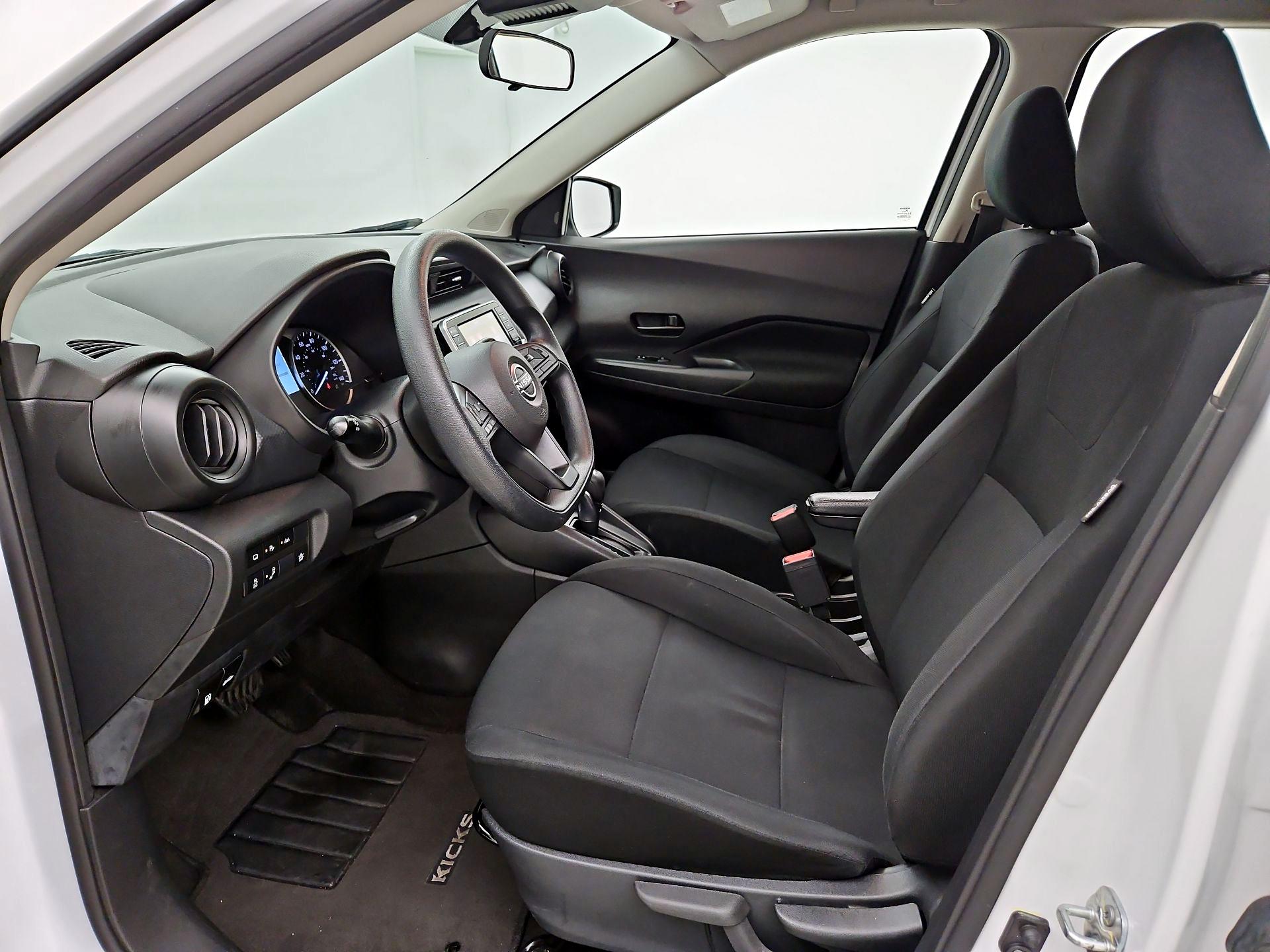 Thumbnail: 2023 Nissan Kicks - 11