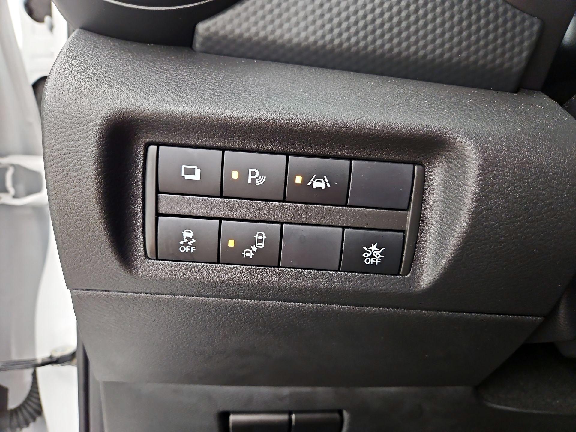 Thumbnail: 2023 Nissan Kicks - 13