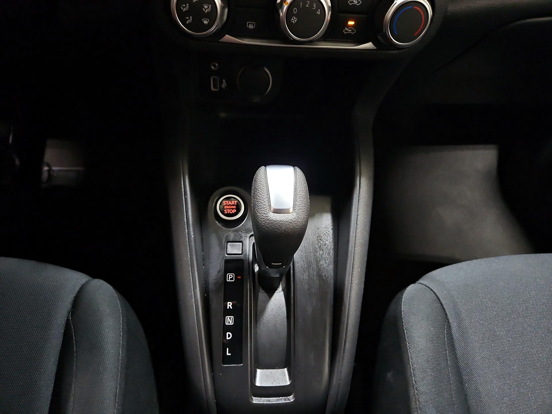 Thumbnail: 2023 Nissan Kicks - 17