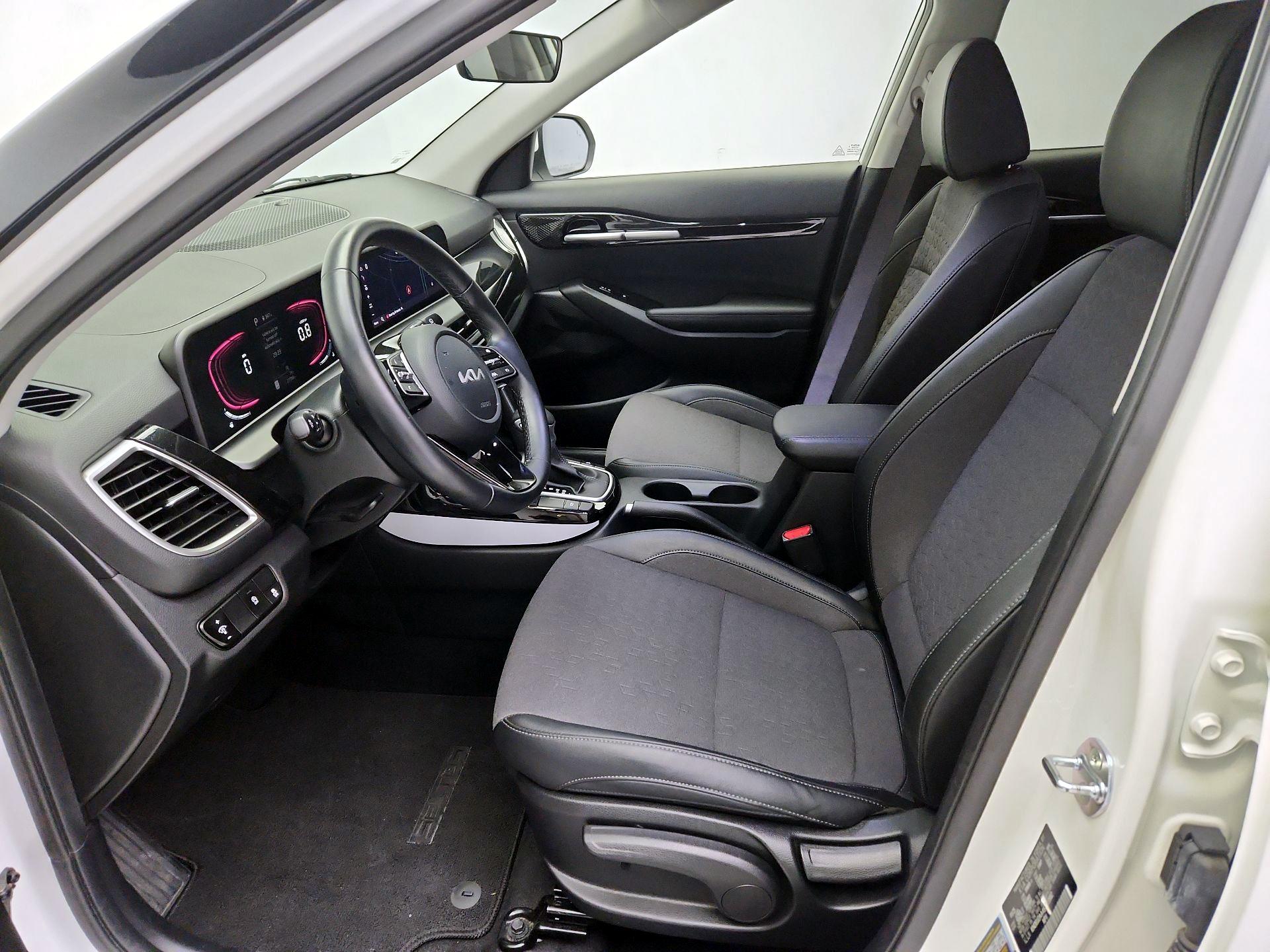 Thumbnail: 2025 Kia Seltos - 11