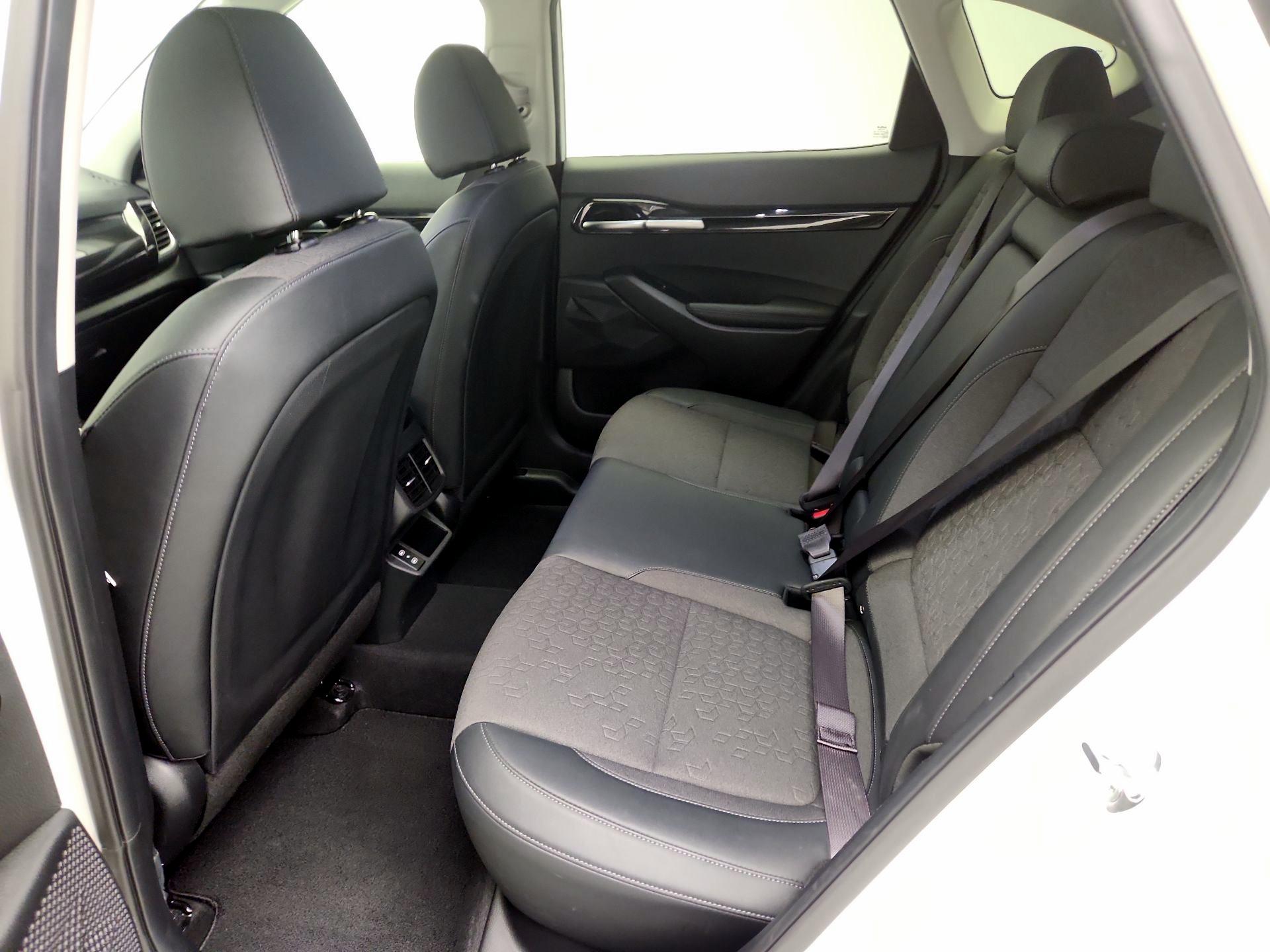 Thumbnail: 2025 Kia Seltos - 20