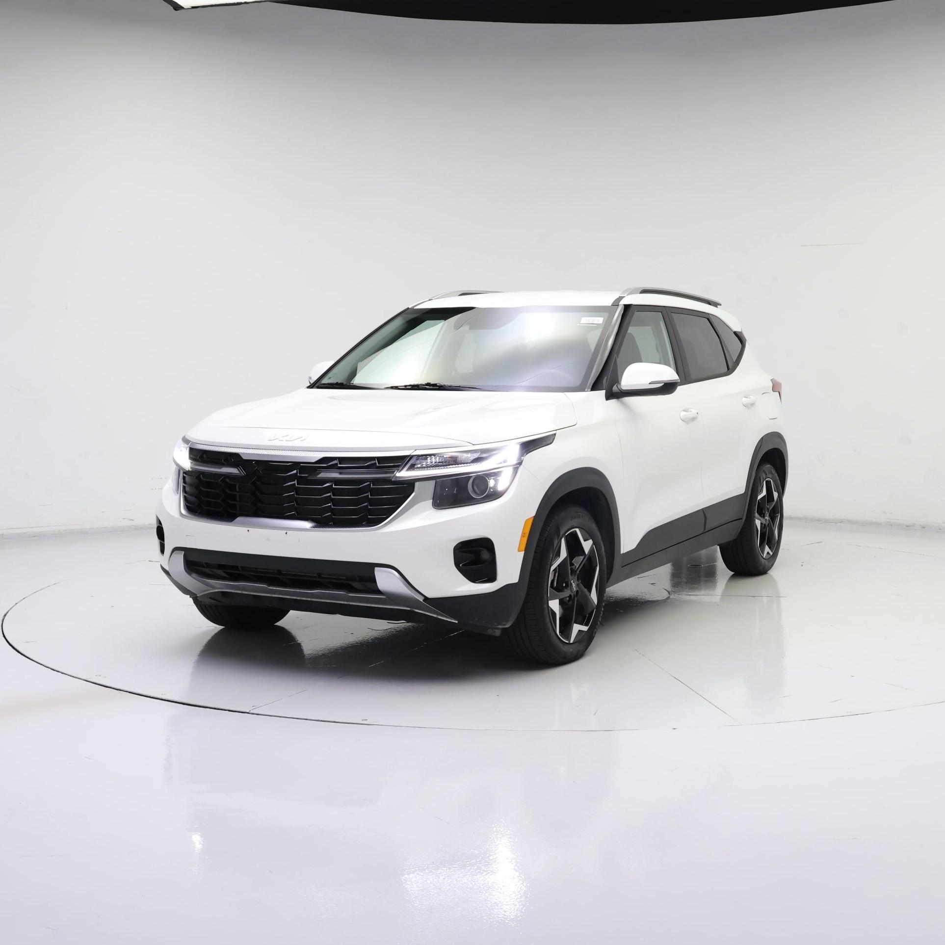 Thumbnail: 2025 Kia Seltos - 4