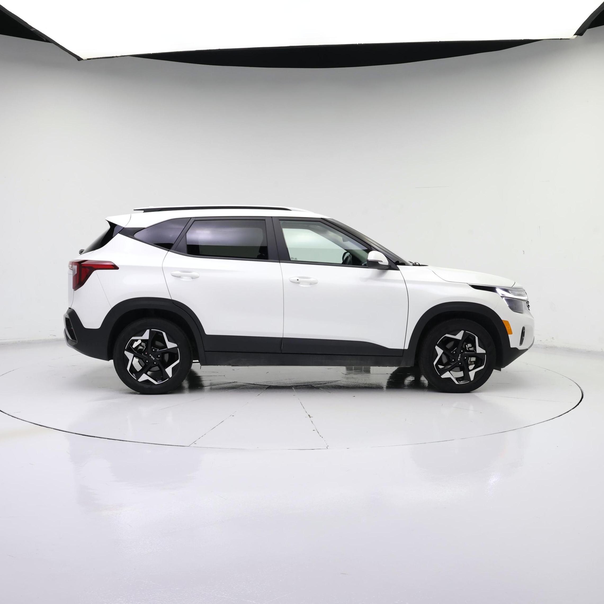 Thumbnail: 2025 Kia Seltos - 7