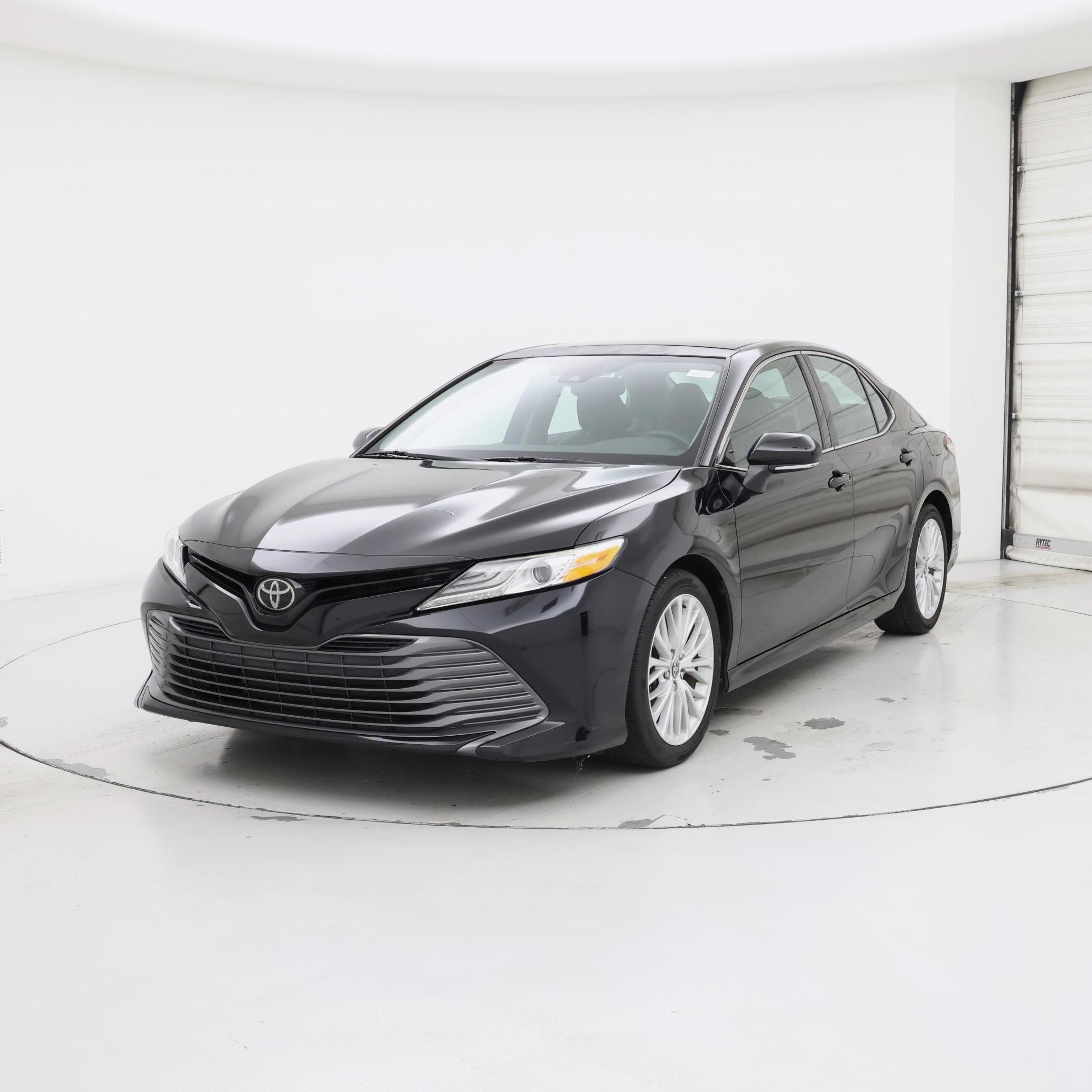 Thumbnail: 2020 Toyota Camry - 4