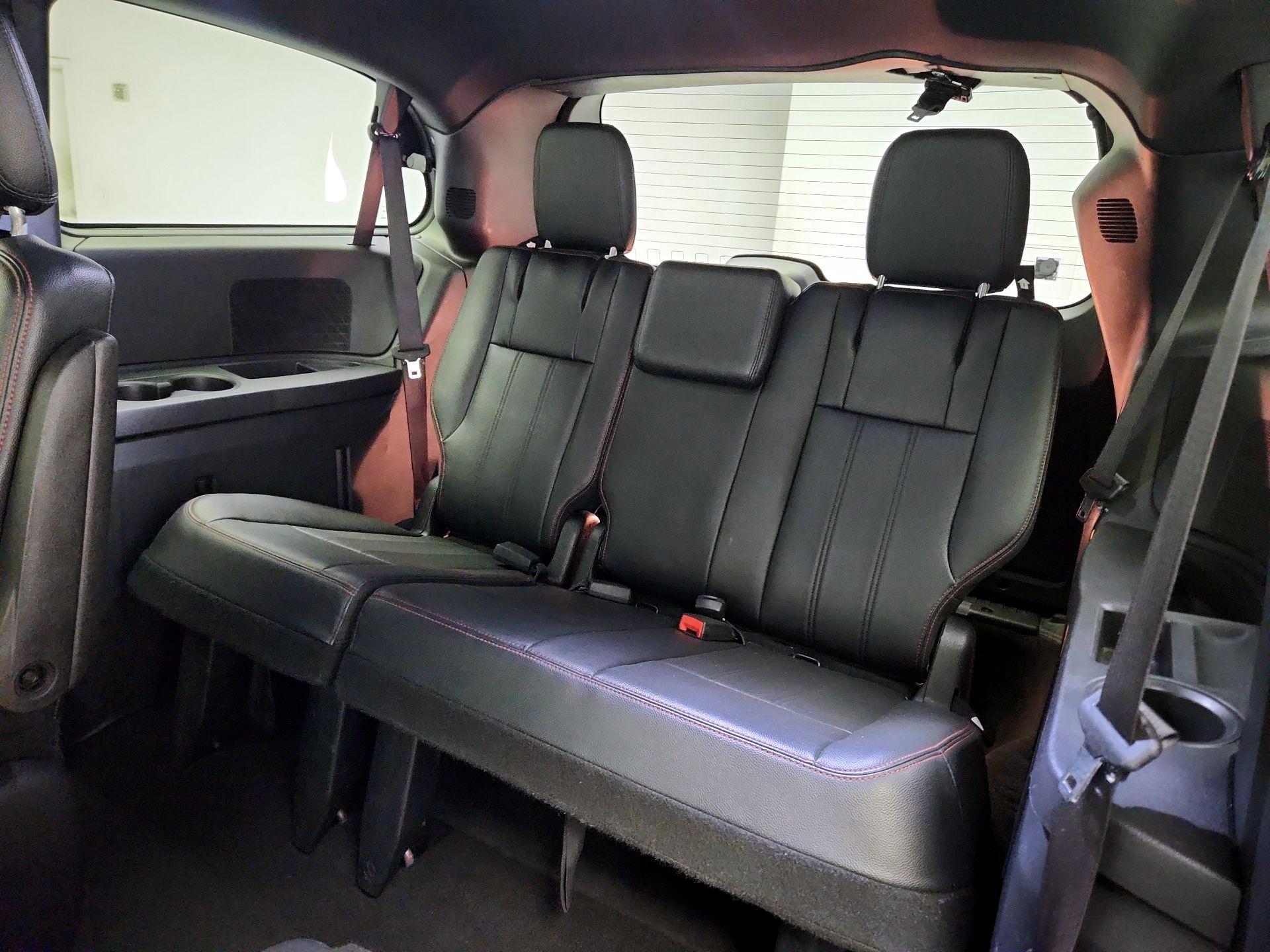 Thumbnail: 2019 Dodge Grand Caravan - 20