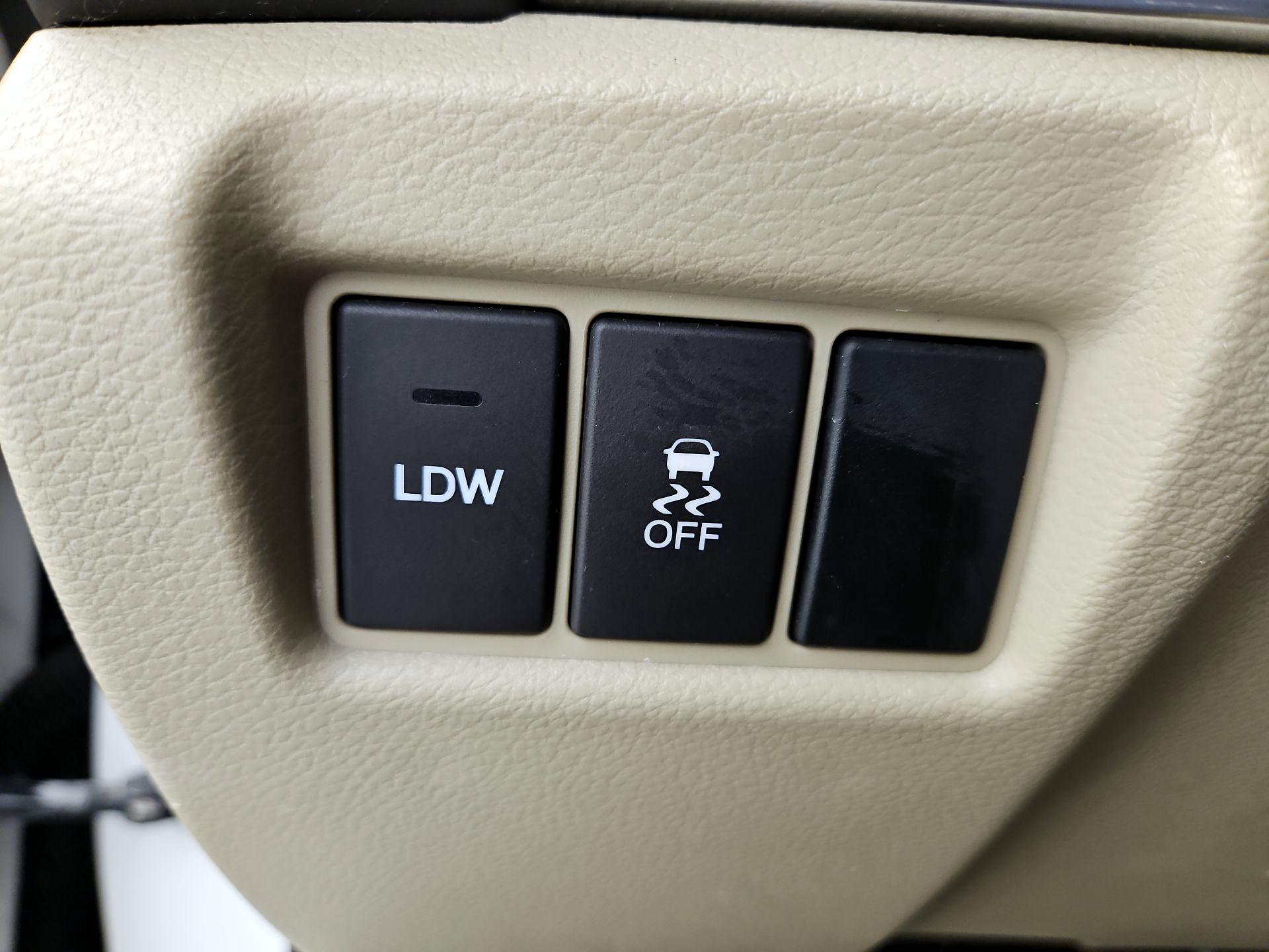 Thumbnail: 2014 Acura MDX - 13