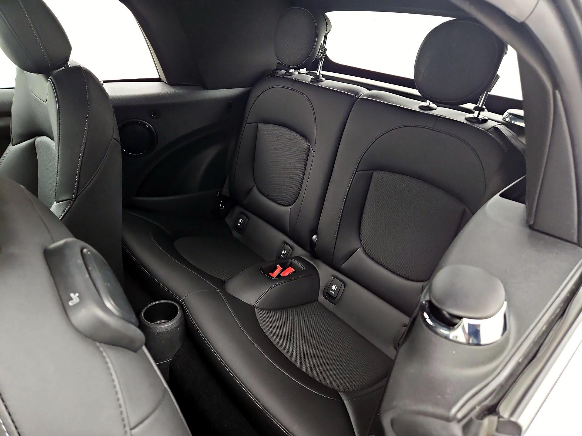 Thumbnail: 2023 MINI Cooper - 19