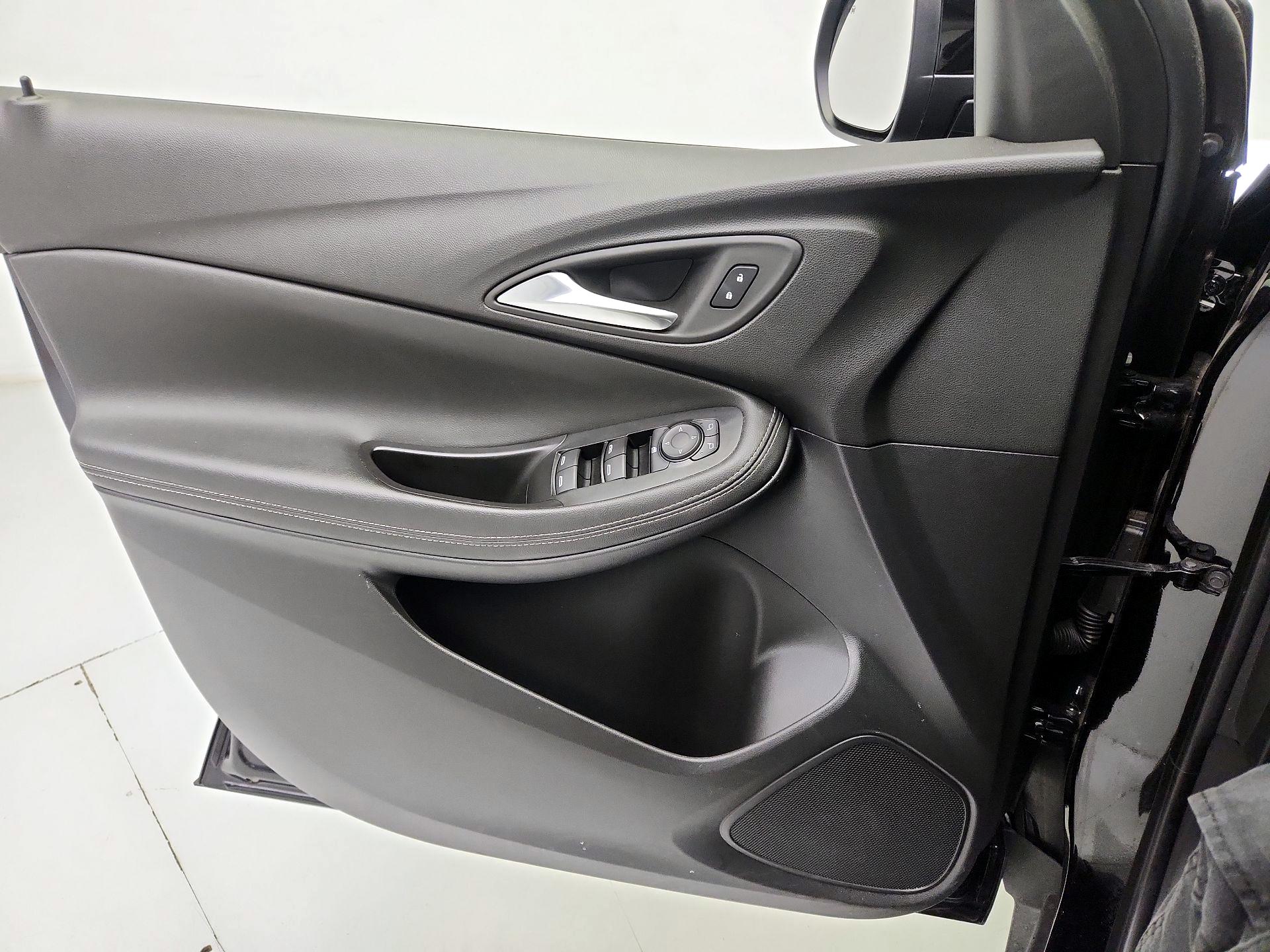 Thumbnail: 2025 Buick Encore GX - 12