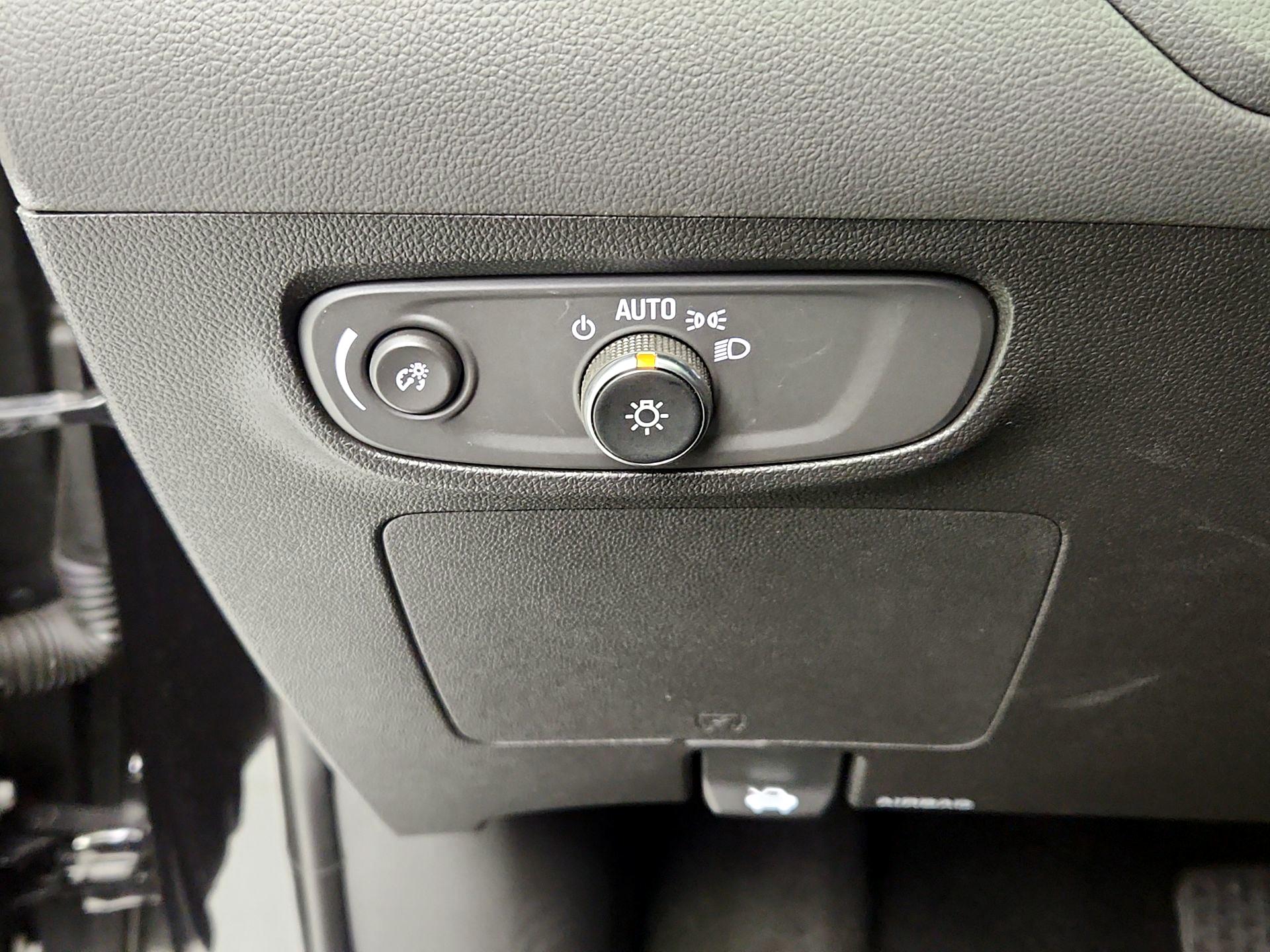 Thumbnail: 2025 Buick Encore GX - 13