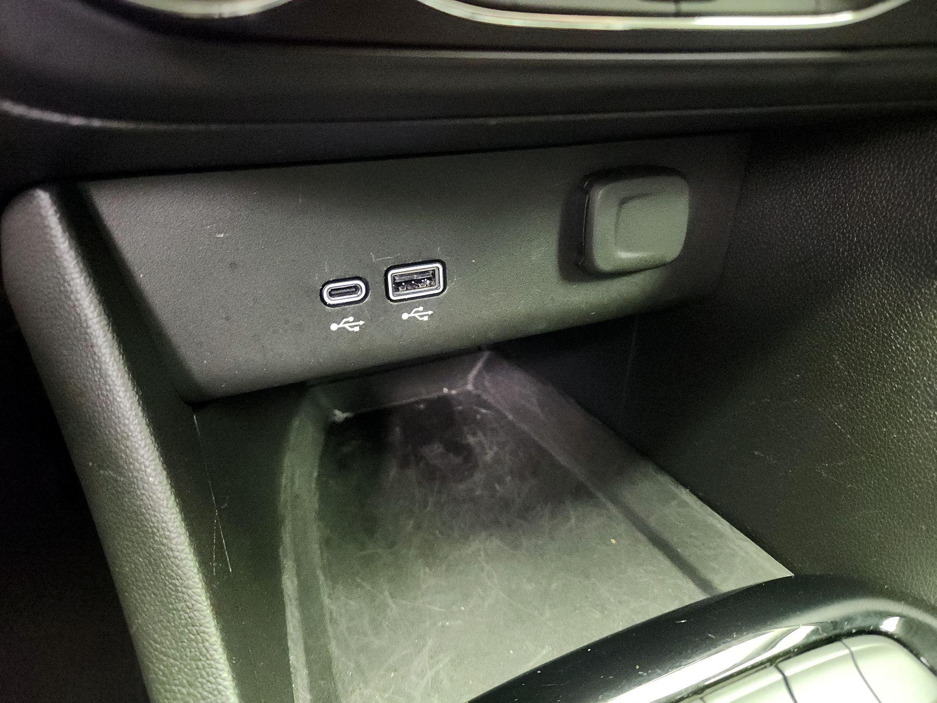 Thumbnail: 2025 Buick Encore GX - 18