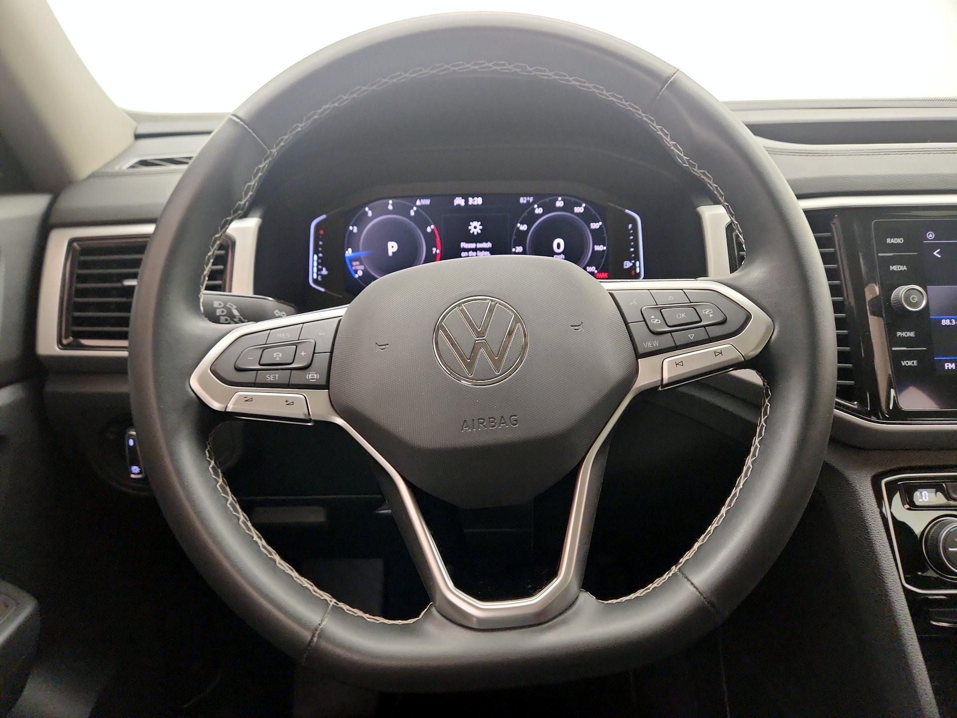 Thumbnail: 2022 Volkswagen Atlas - 10