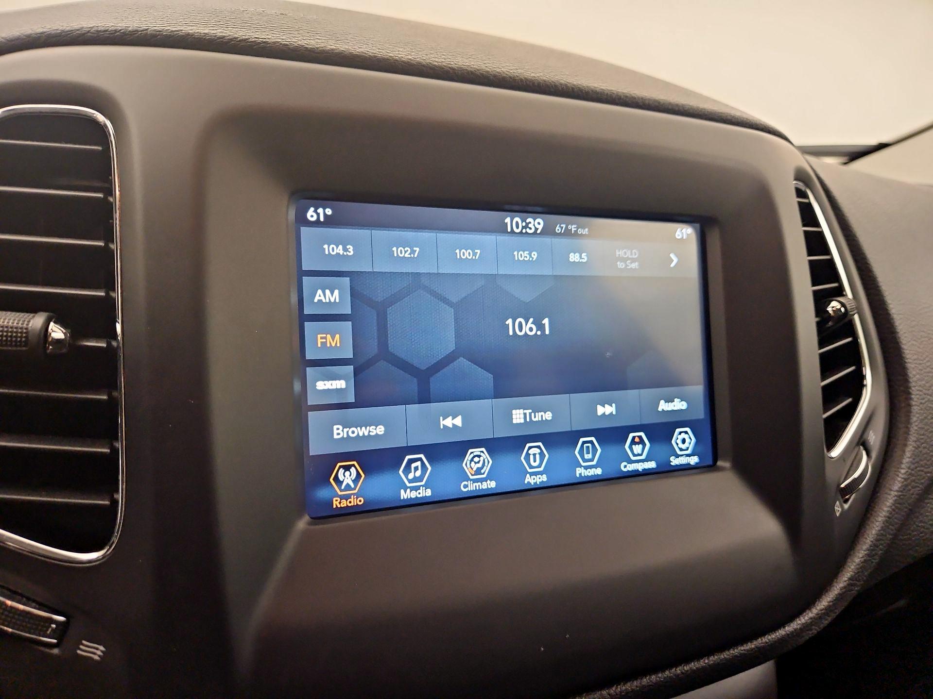 Thumbnail: 2020 Jeep Compass - 15