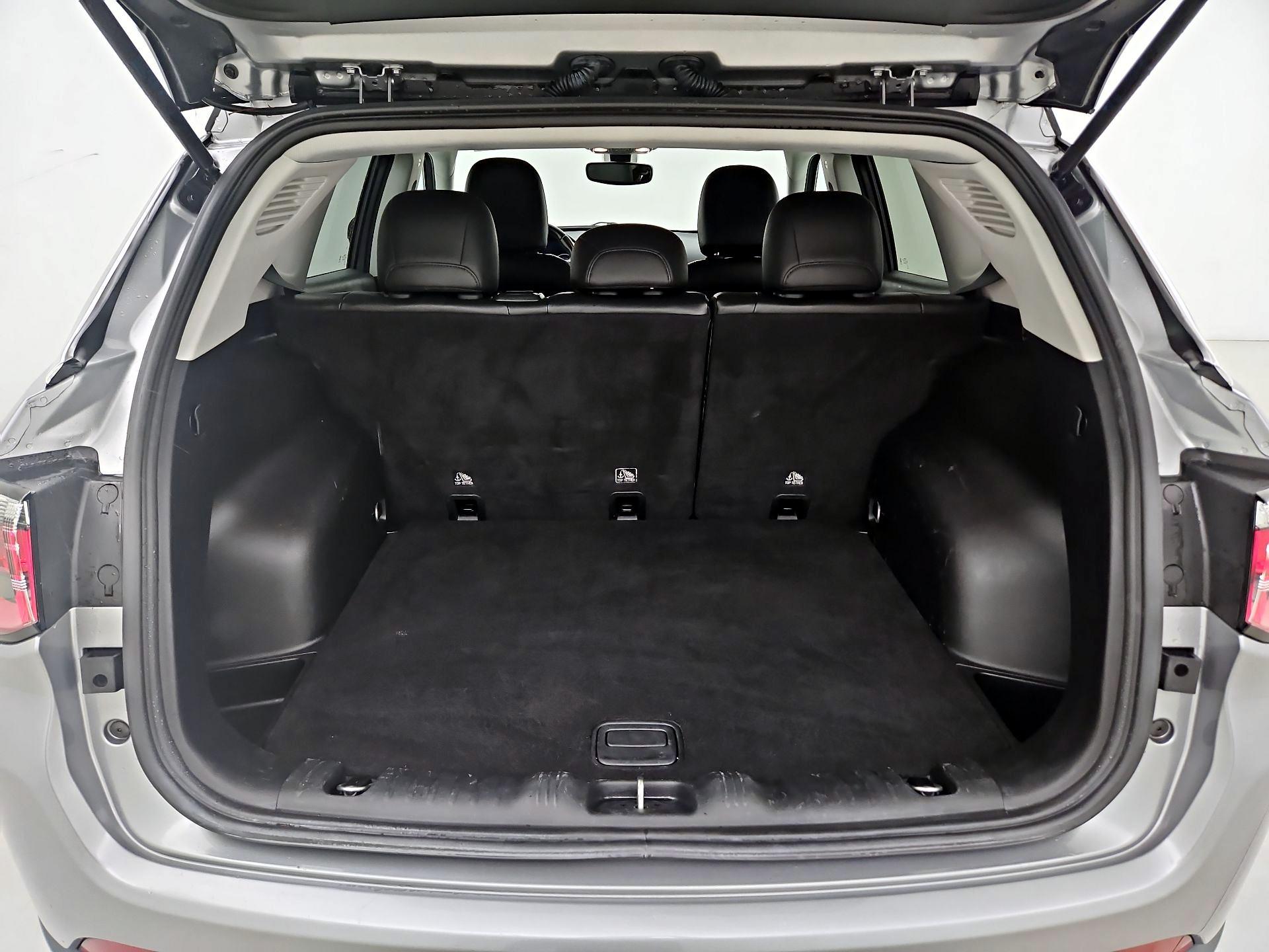 Thumbnail: 2020 Jeep Compass - 20