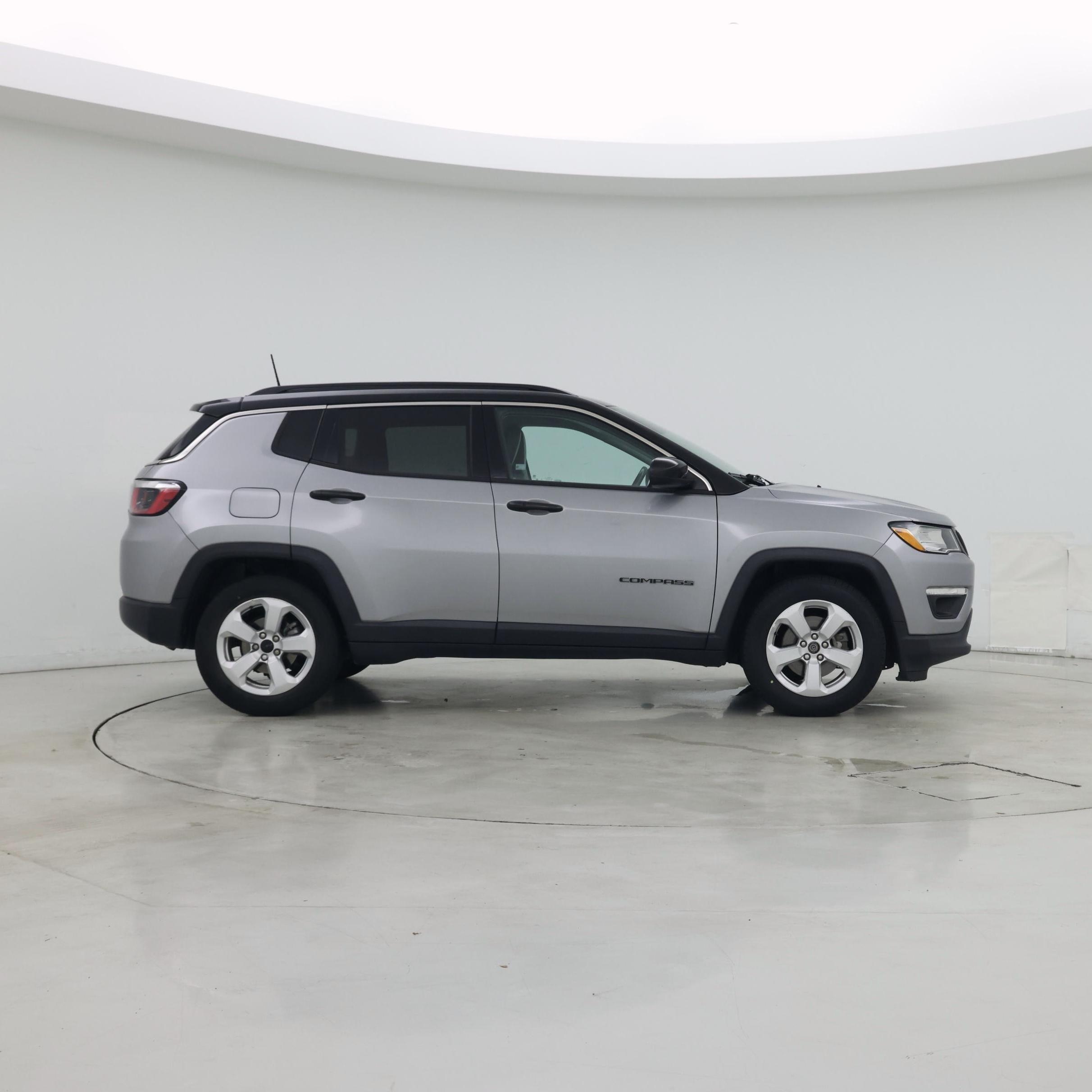 Thumbnail: 2020 Jeep Compass - 7