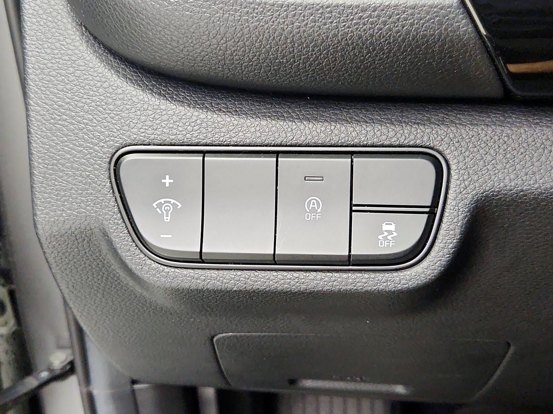 Thumbnail: 2025 Kia Seltos - 13