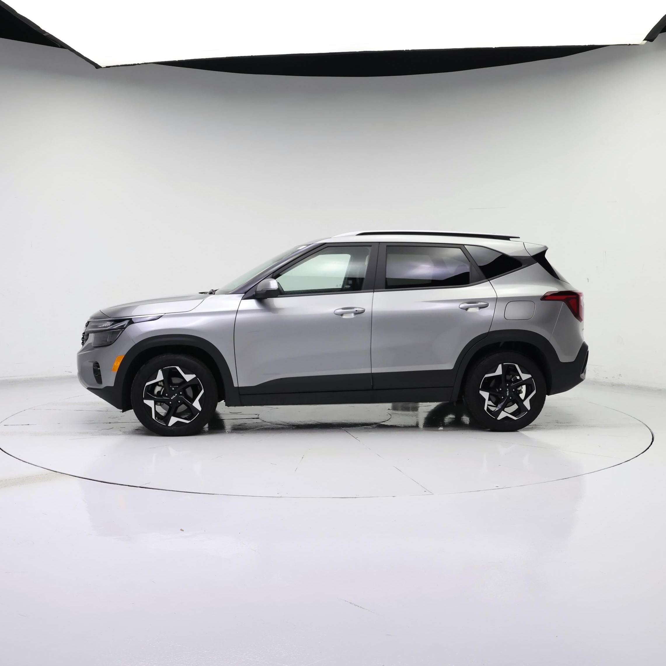 Thumbnail: 2025 Kia Seltos - 3