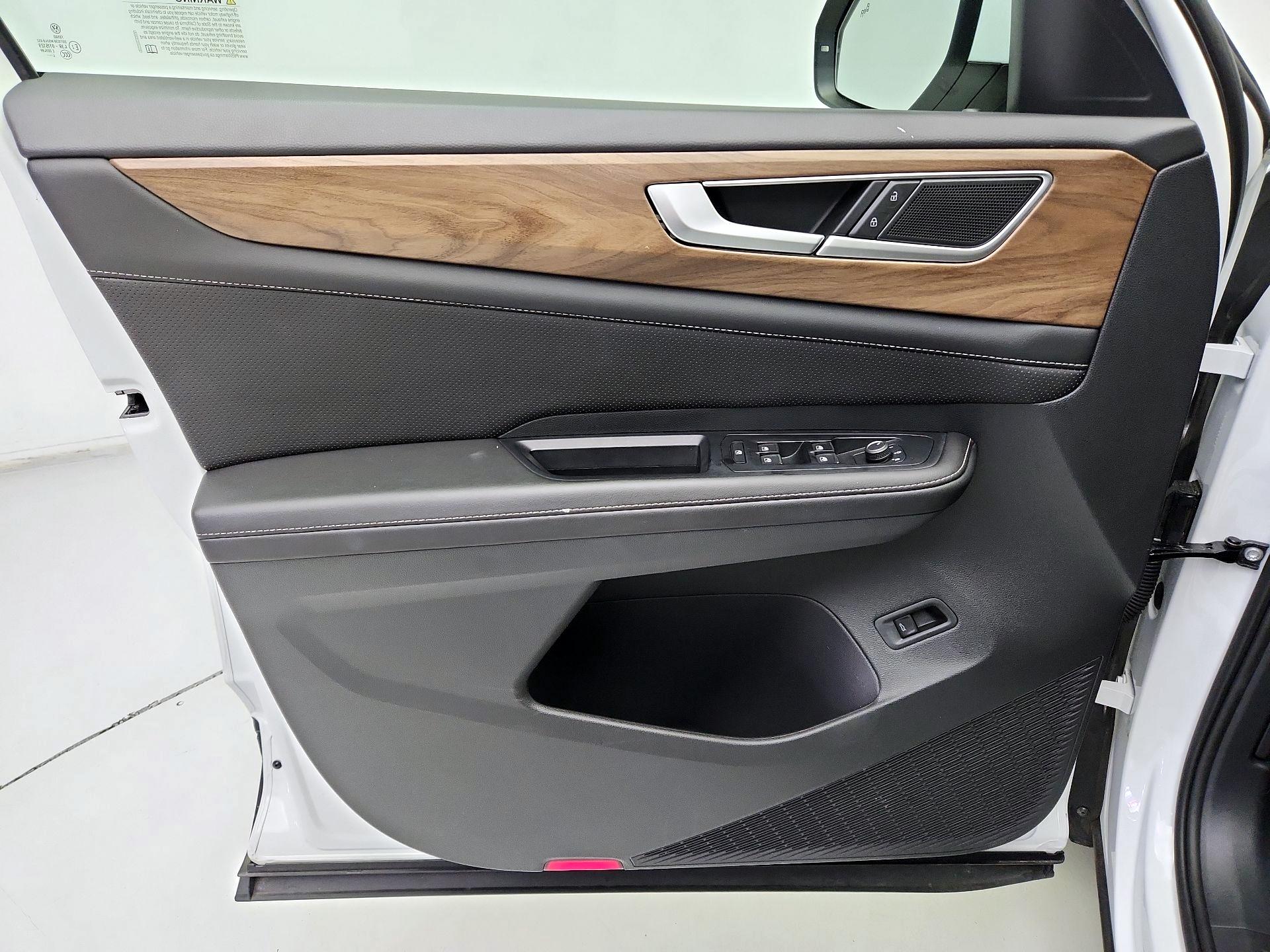 Thumbnail: 2025 Volkswagen Atlas - 12