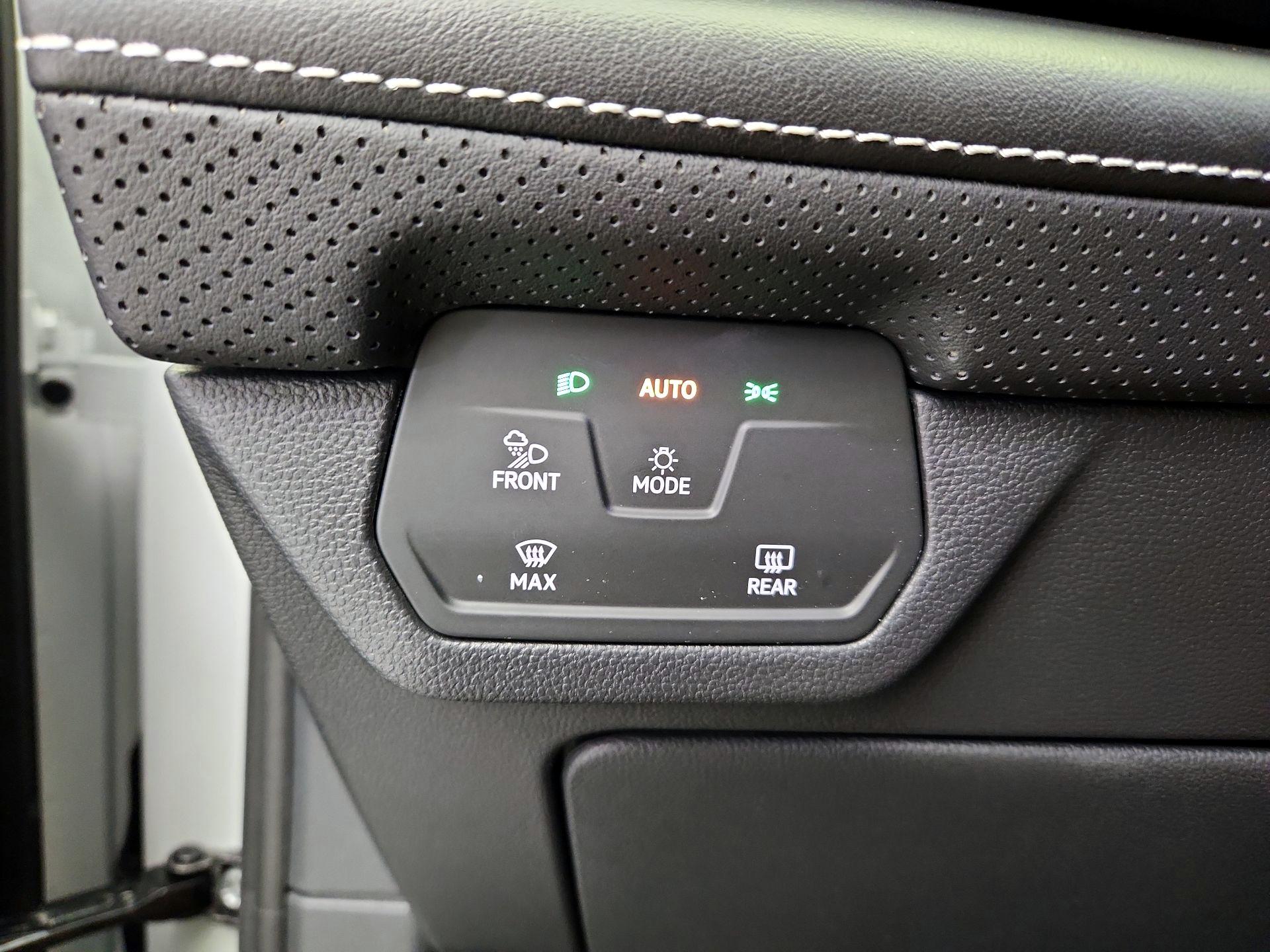 Thumbnail: 2025 Volkswagen Atlas - 13