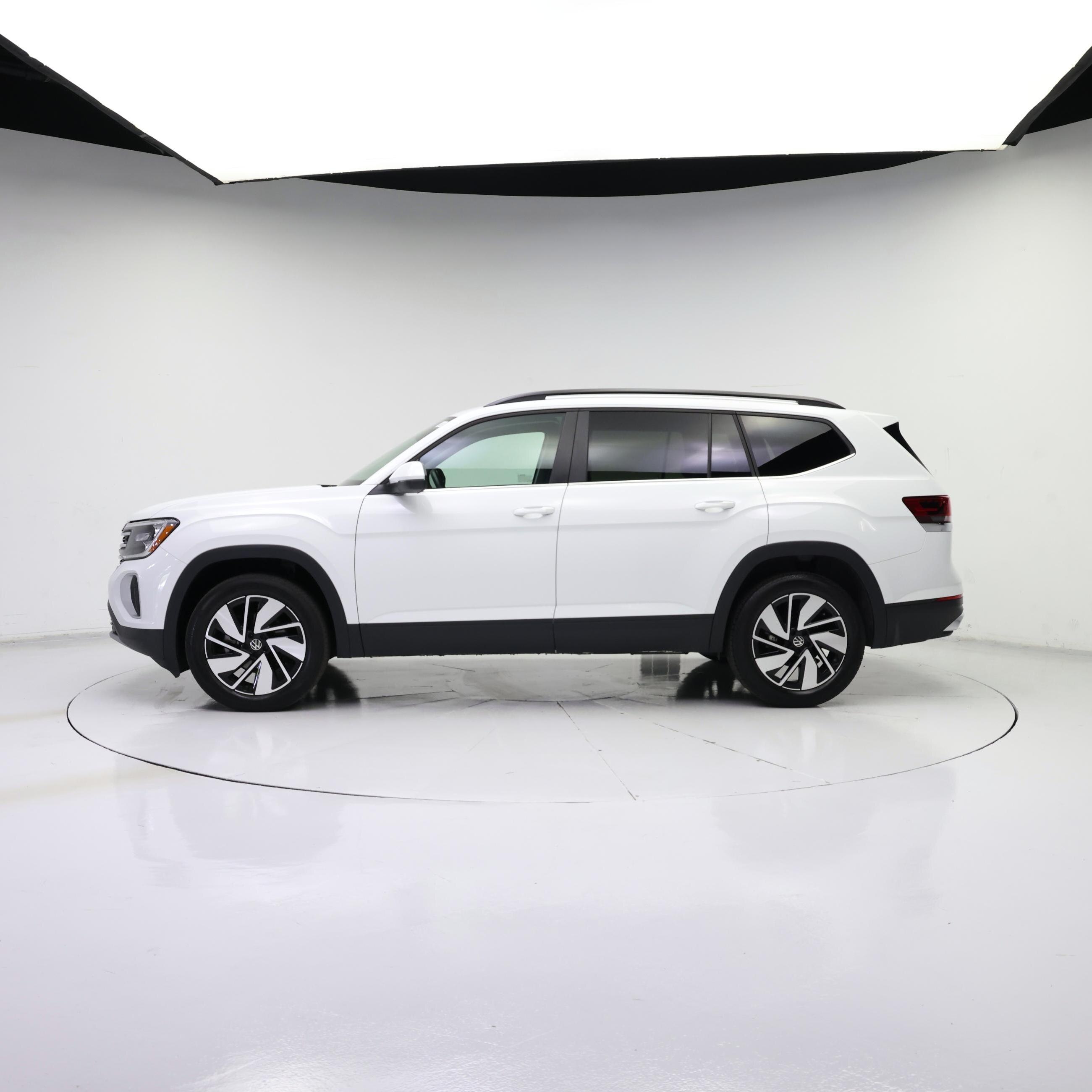 Thumbnail: 2025 Volkswagen Atlas - 3