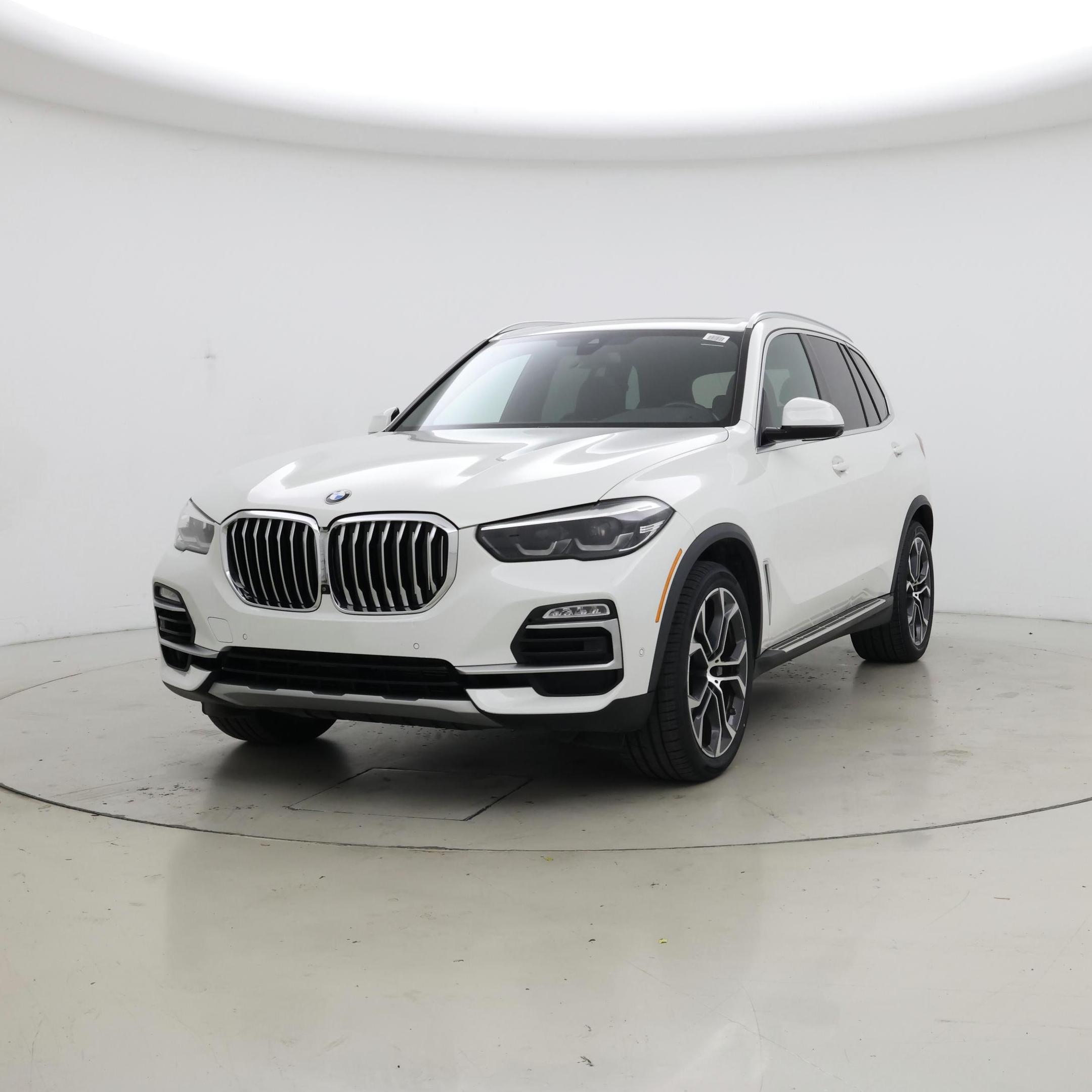 Thumbnail: 2021 BMW X5 - 4