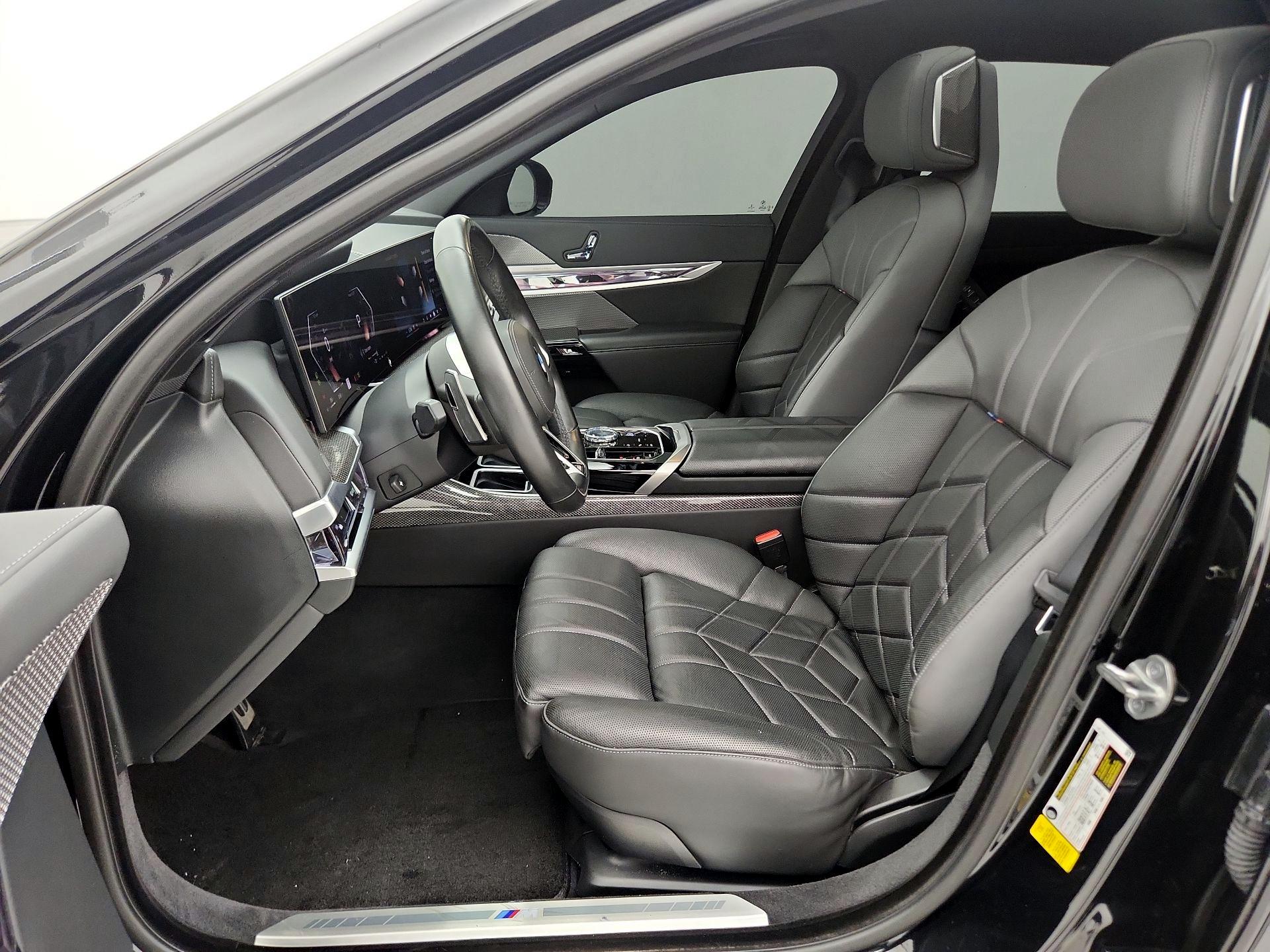 Thumbnail: 2023 BMW 7 Series - 11