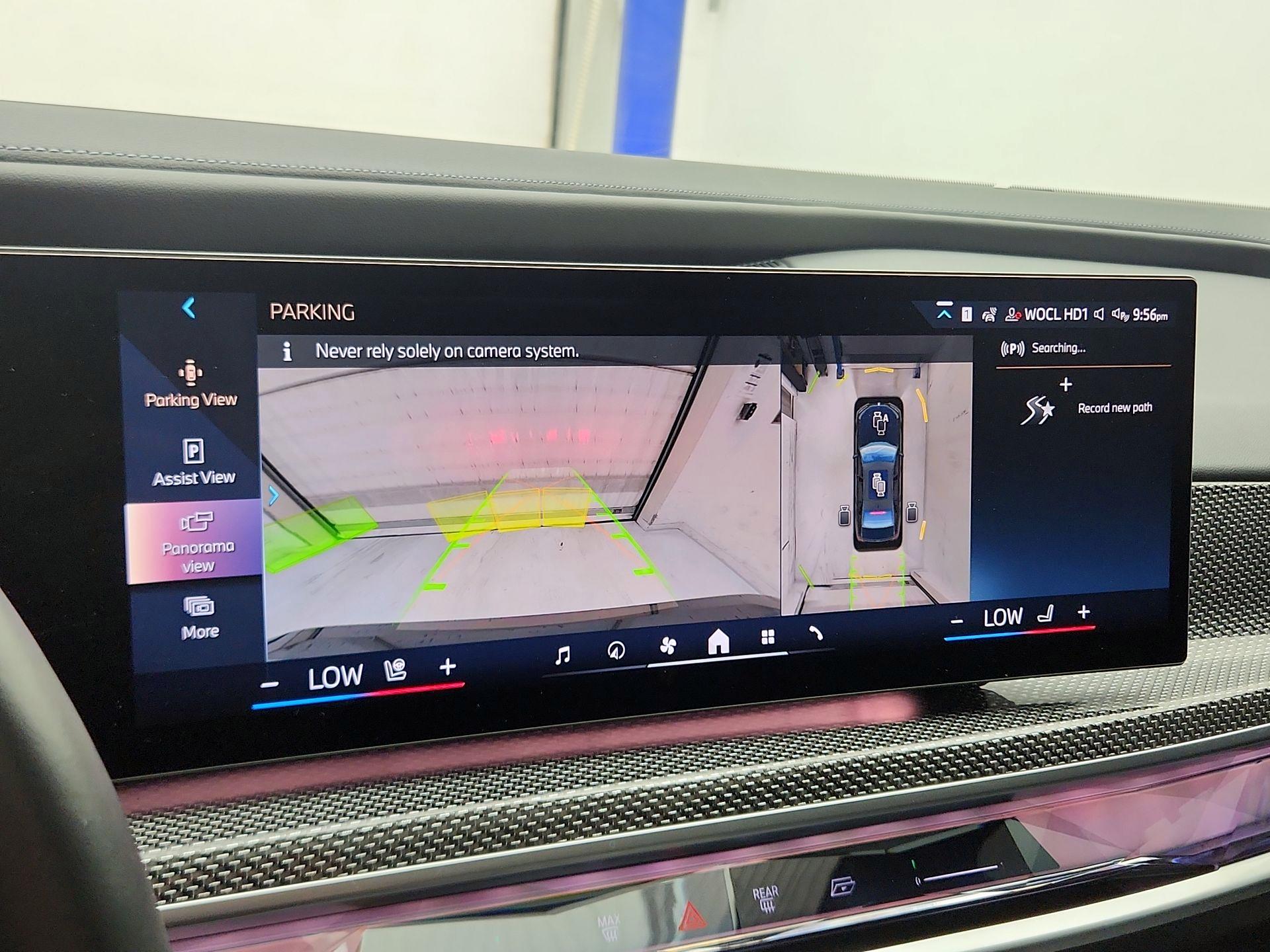 Thumbnail: 2023 BMW 7 Series - 15