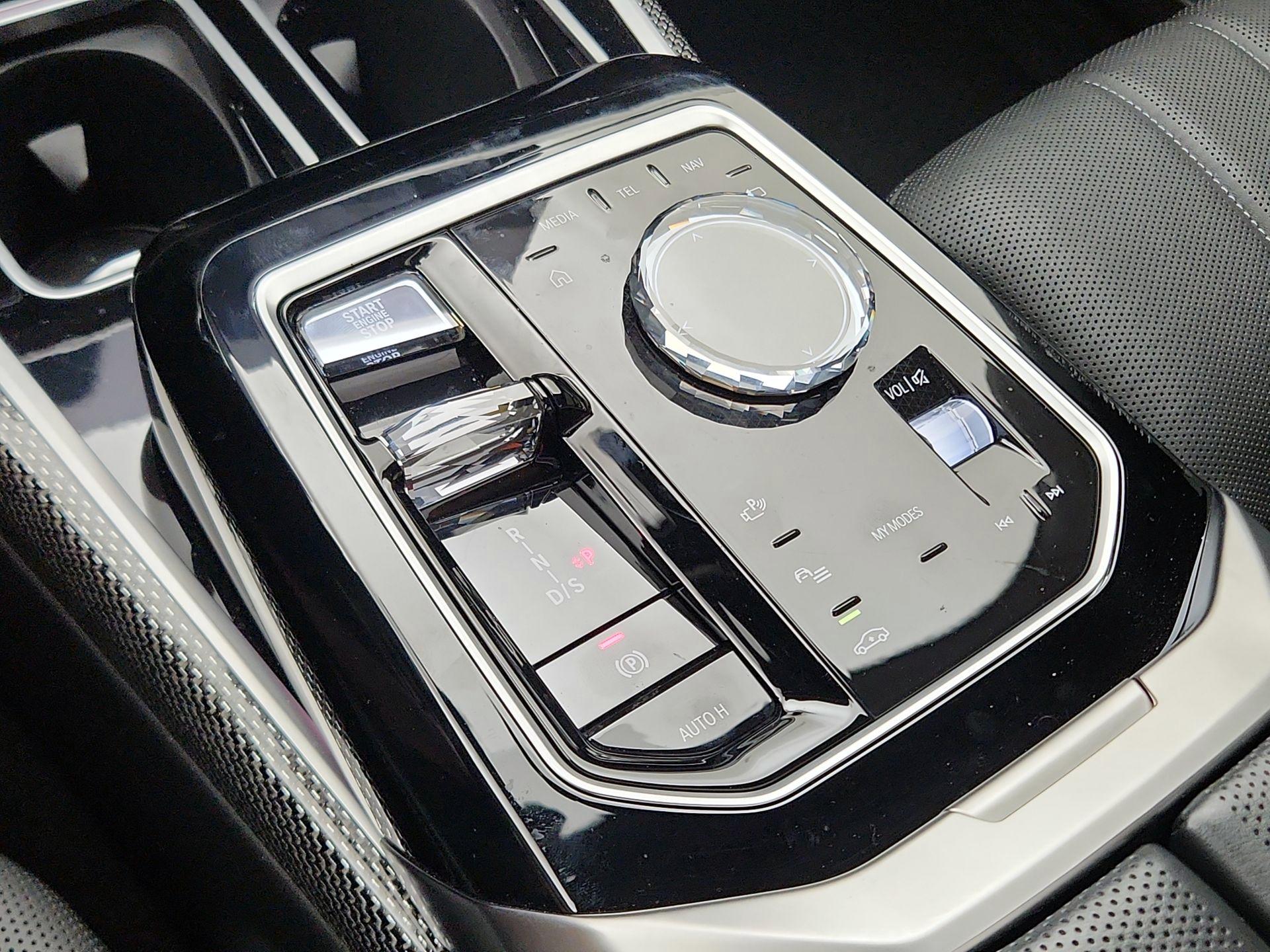 Thumbnail: 2023 BMW 7 Series - 18